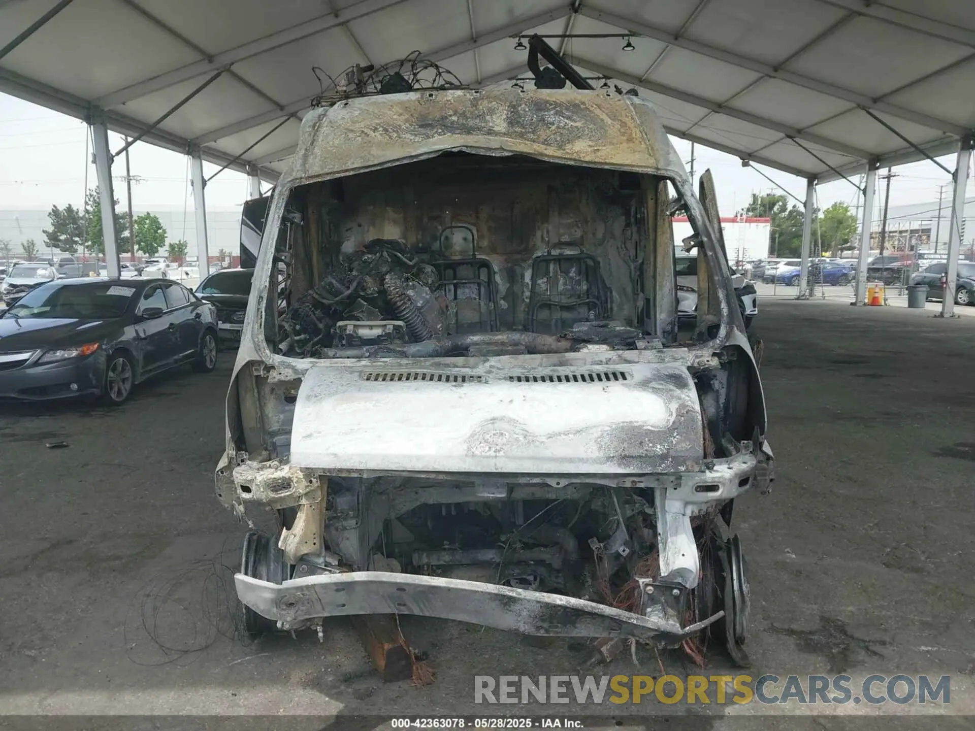 6 Photograph of a damaged car 3C6ERVCG7ME500596 RAM PROMASTER 2500 2021
