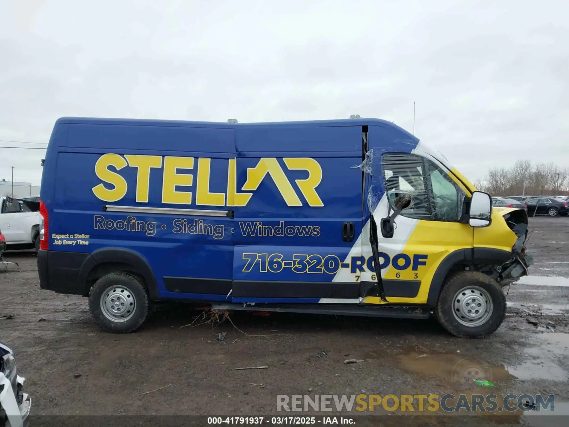 12 Photograph of a damaged car 3C6ERVDG7ME502640 RAM PROMASTER 2500 2021