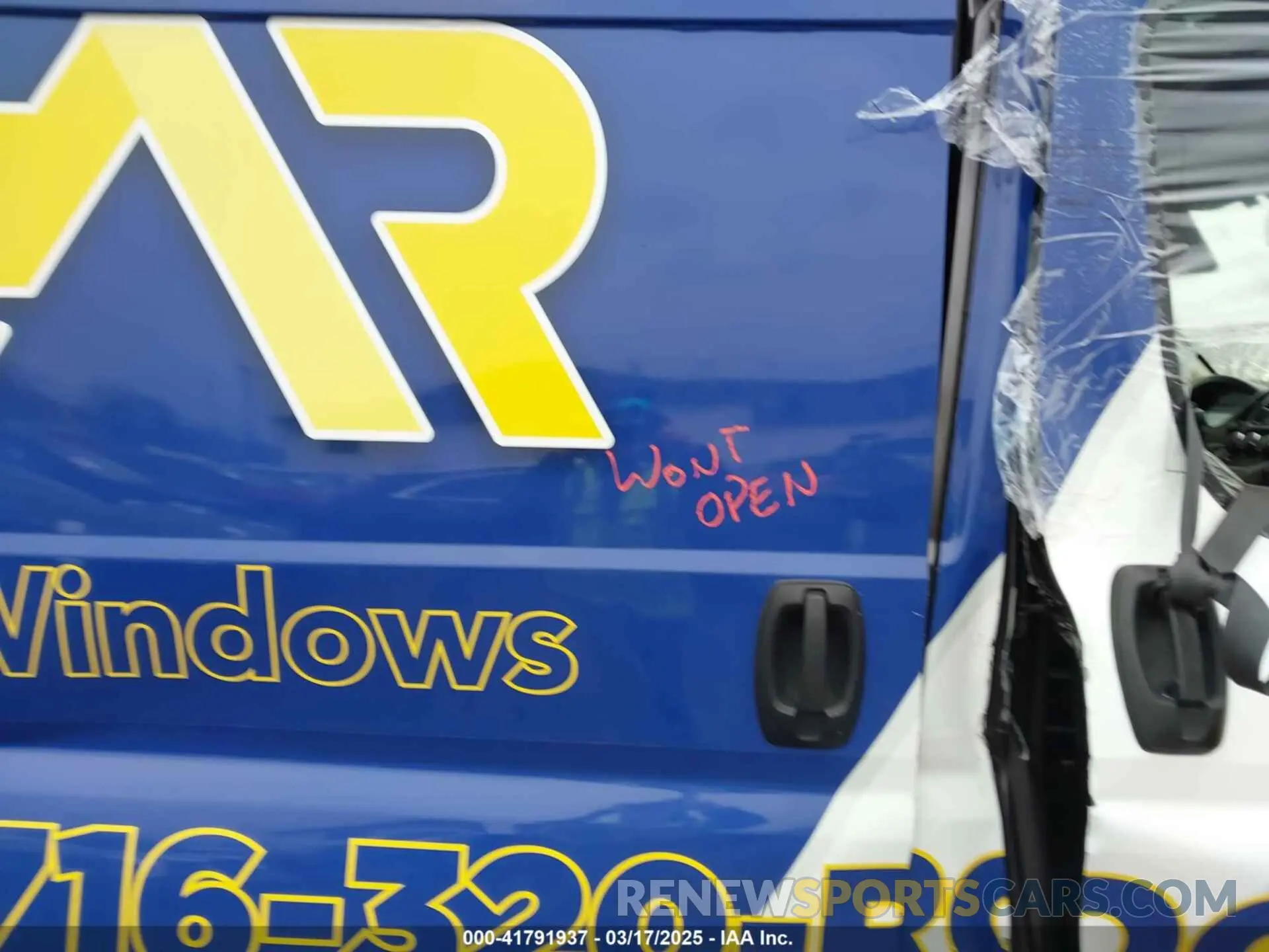 8 Photograph of a damaged car 3C6ERVDG7ME502640 RAM PROMASTER 2500 2021