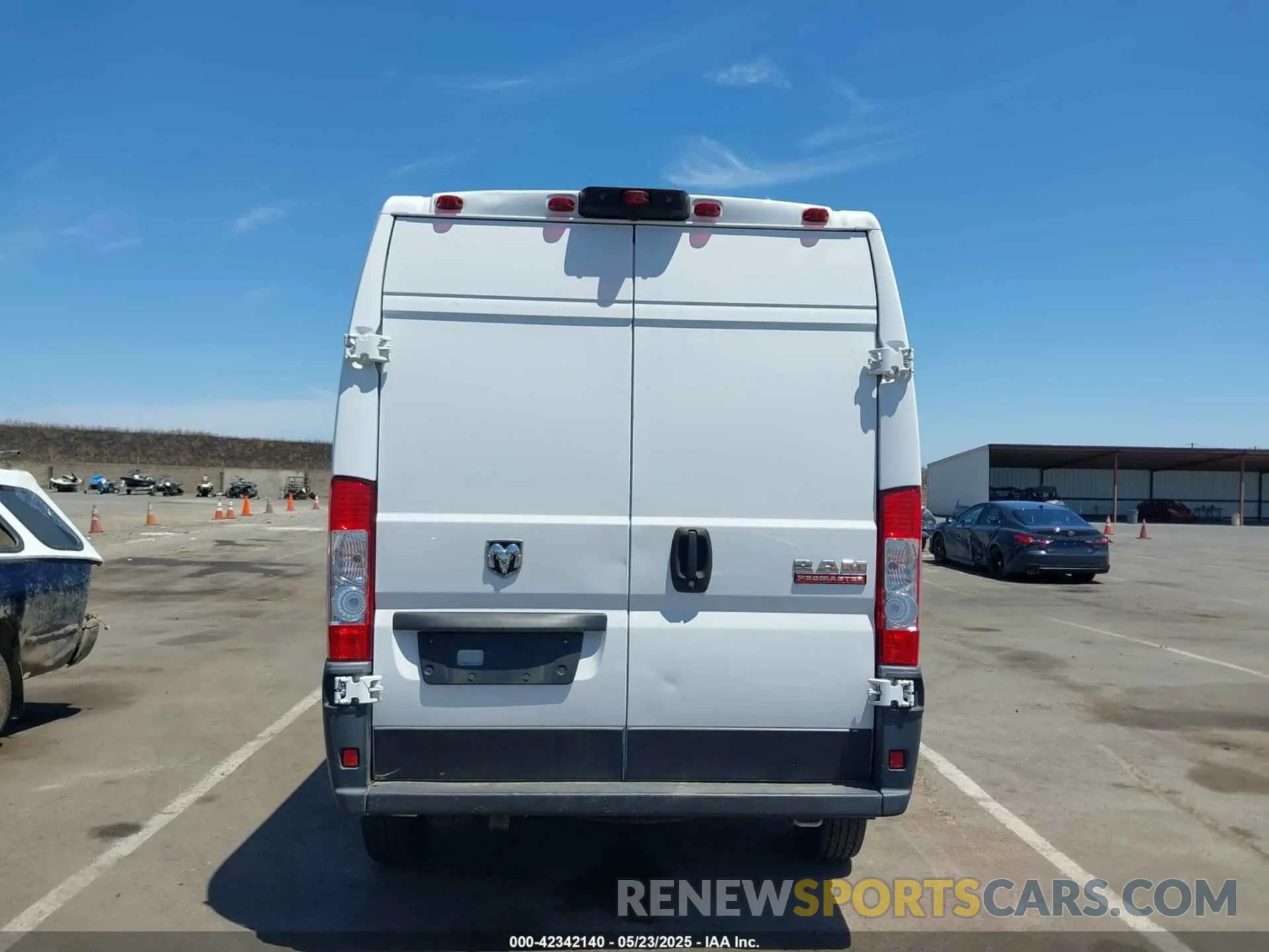 15 Photograph of a damaged car 3C6LRVCG1ME574801 RAM PROMASTER 2500 2021