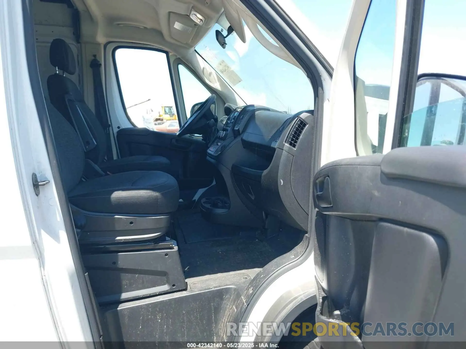 5 Photograph of a damaged car 3C6LRVCG1ME574801 RAM PROMASTER 2500 2021