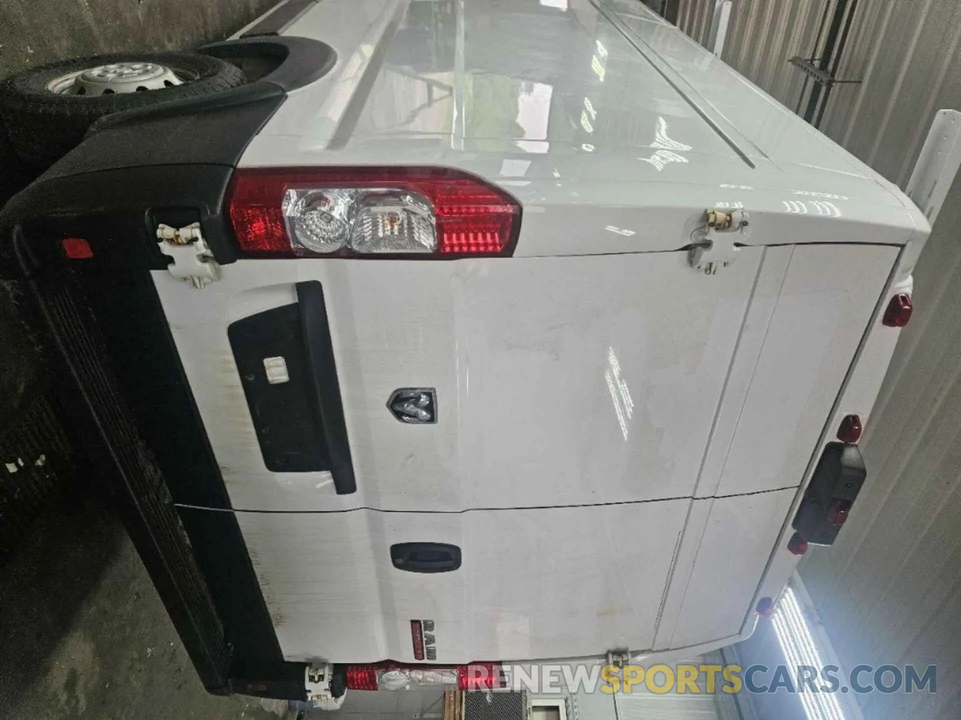 19 Photograph of a damaged car 3C6LRVDG0ME566235 RAM PROMASTER 2500 2021