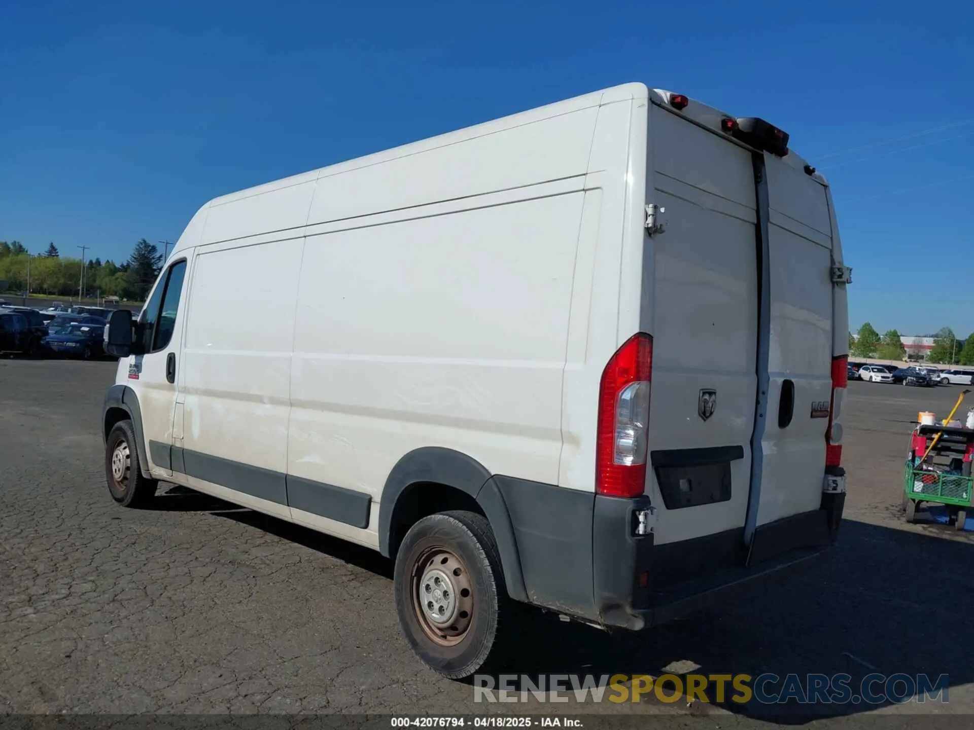3 Photograph of a damaged car 3C6LRVDG1ME523121 RAM PROMASTER 2500 2021