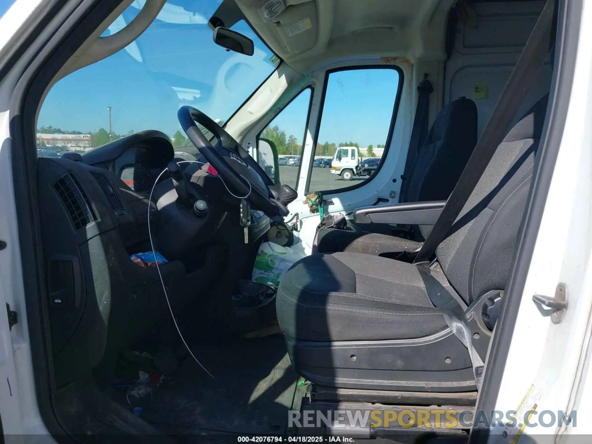 5 Photograph of a damaged car 3C6LRVDG1ME523121 RAM PROMASTER 2500 2021