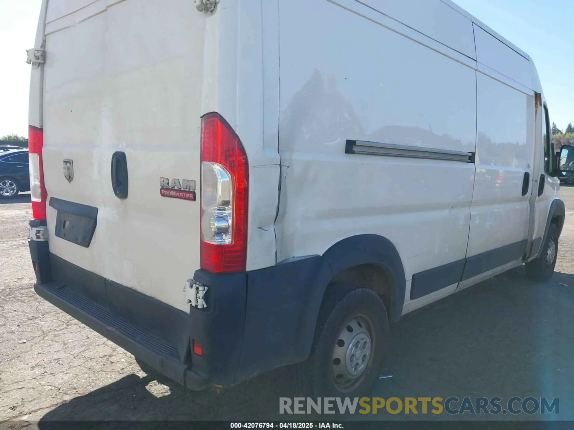 6 Photograph of a damaged car 3C6LRVDG1ME523121 RAM PROMASTER 2500 2021