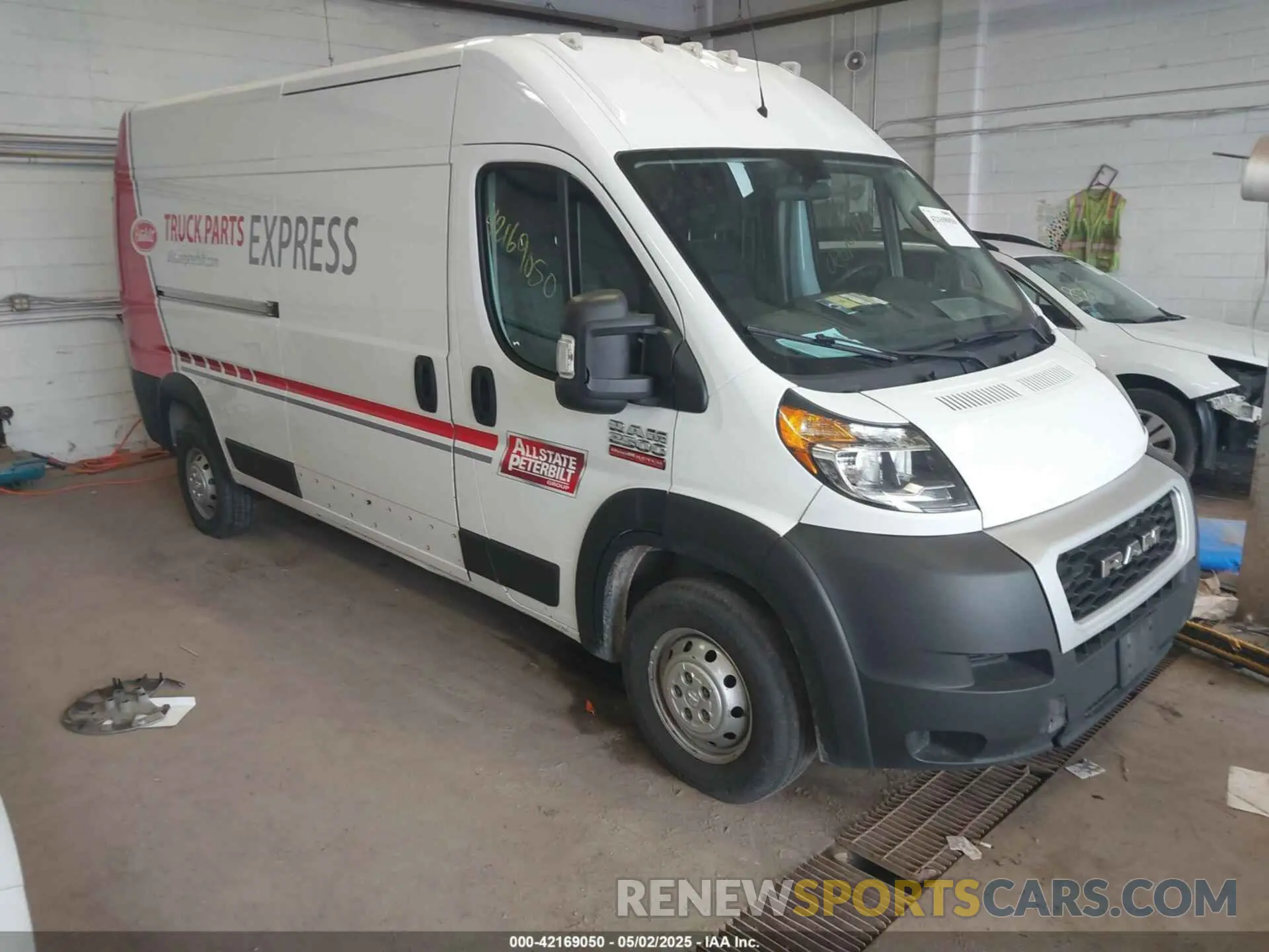 1 Photograph of a damaged car 3C6LRVDG1ME528271 RAM PROMASTER 2500 2021