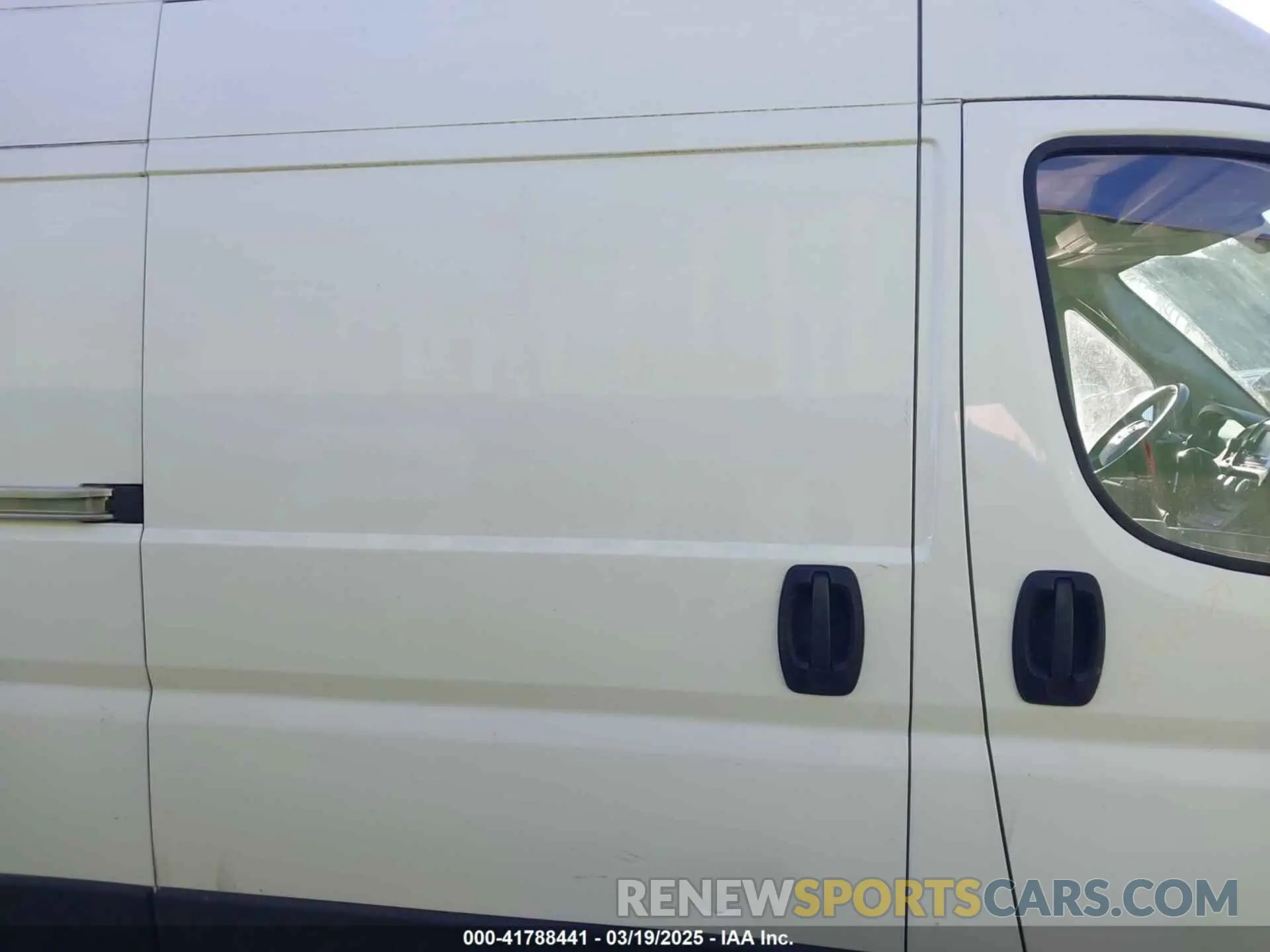 14 Photograph of a damaged car 3C6LRVDG1ME559617 RAM PROMASTER 2500 2021
