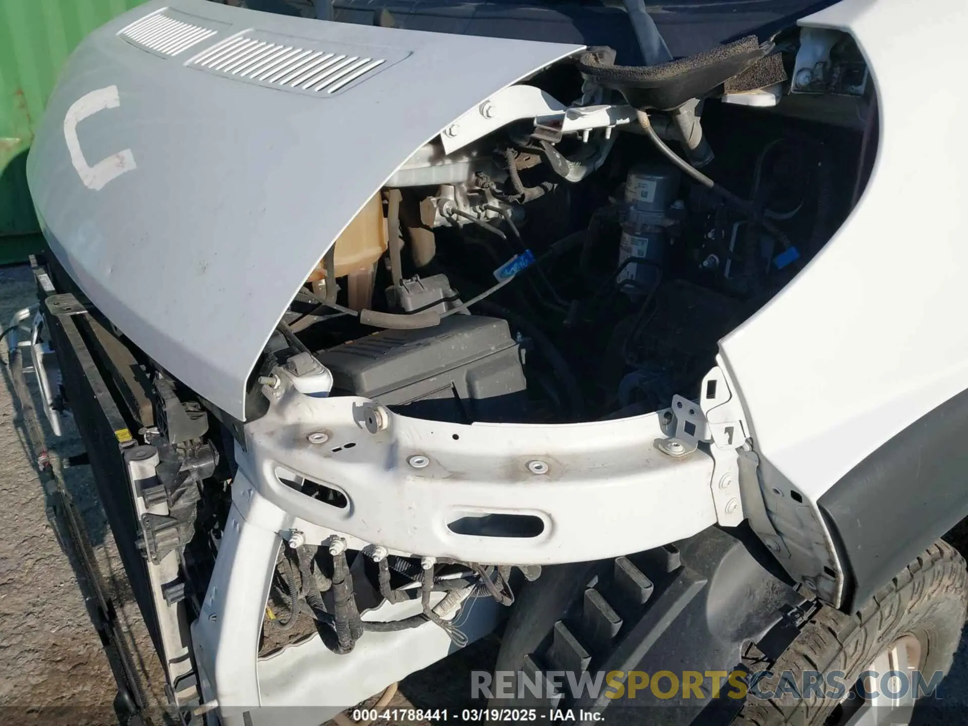 19 Photograph of a damaged car 3C6LRVDG1ME559617 RAM PROMASTER 2500 2021