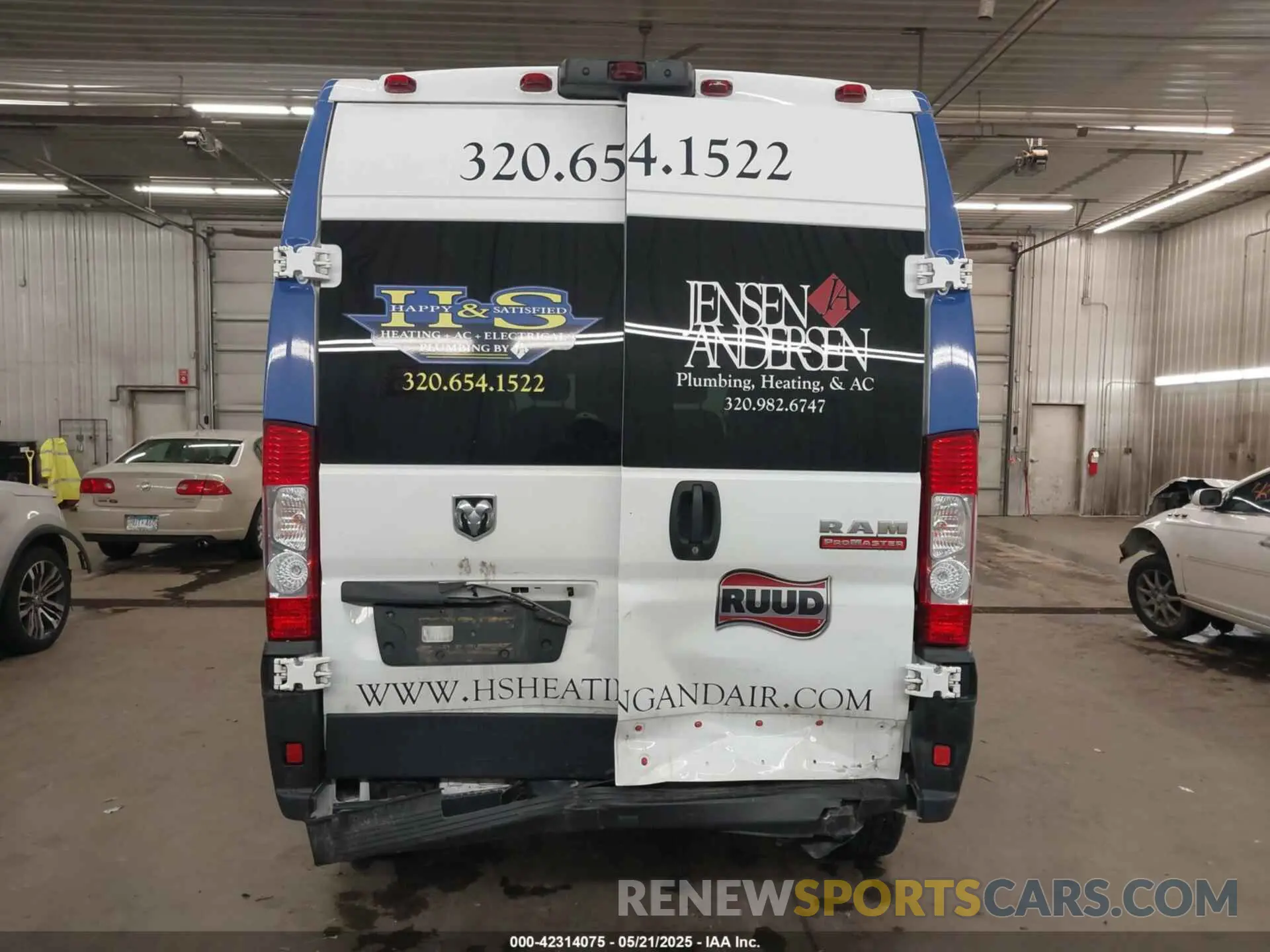 17 Photograph of a damaged car 3C6LRVDG3ME534203 RAM PROMASTER 2500 2021