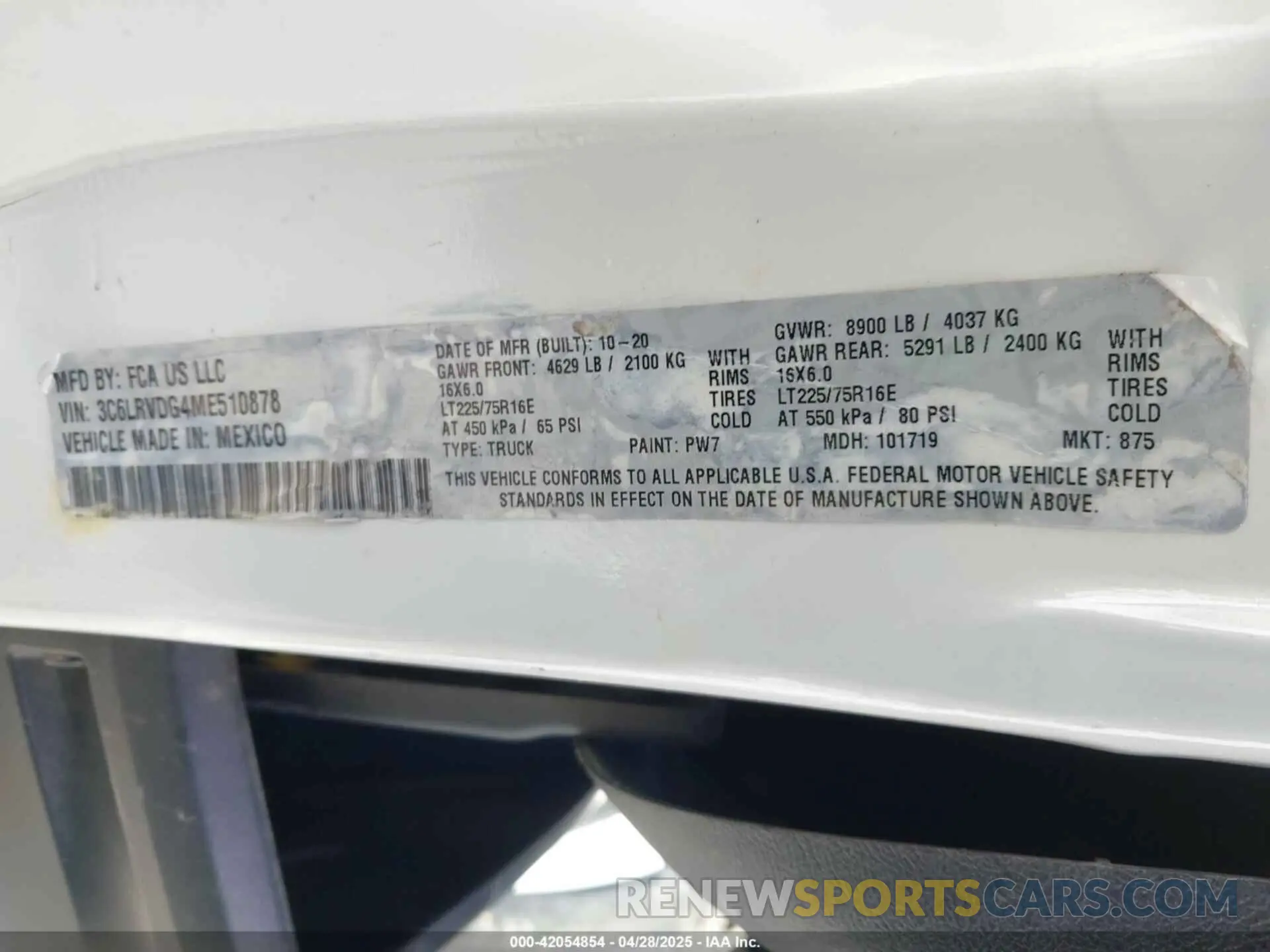 9 Photograph of a damaged car 3C6LRVDG4ME510878 RAM PROMASTER 2500 2021