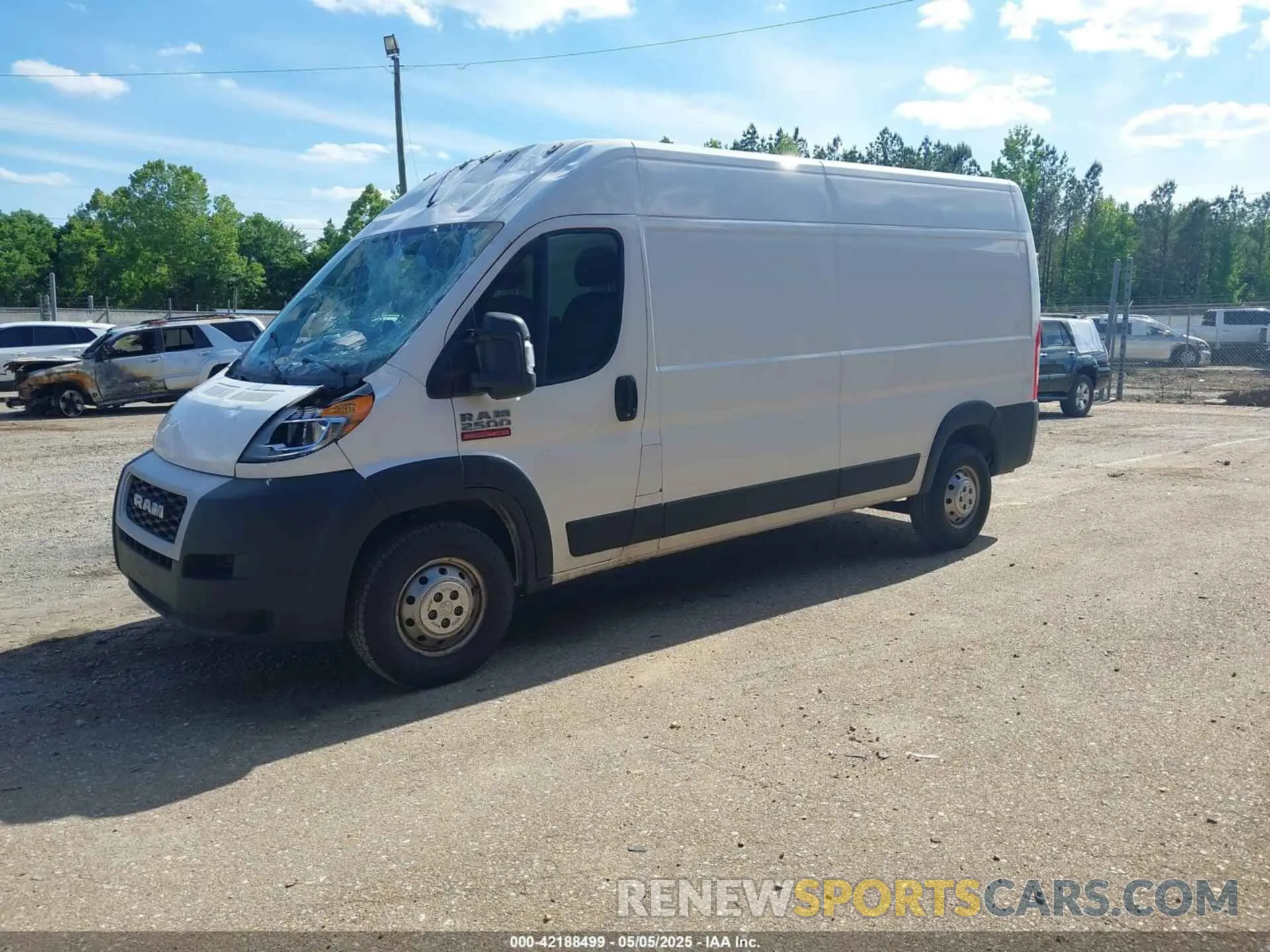 2 Photograph of a damaged car 3C6LRVDG4ME528135 RAM PROMASTER 2500 2021