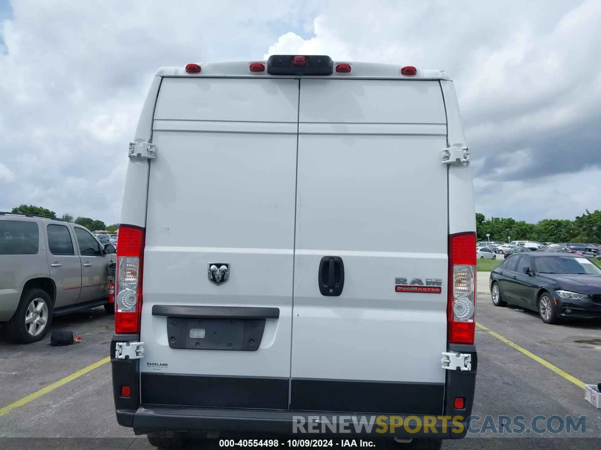 16 Photograph of a damaged car 3C6LRVDG4ME567808 RAM PROMASTER 2500 2021
