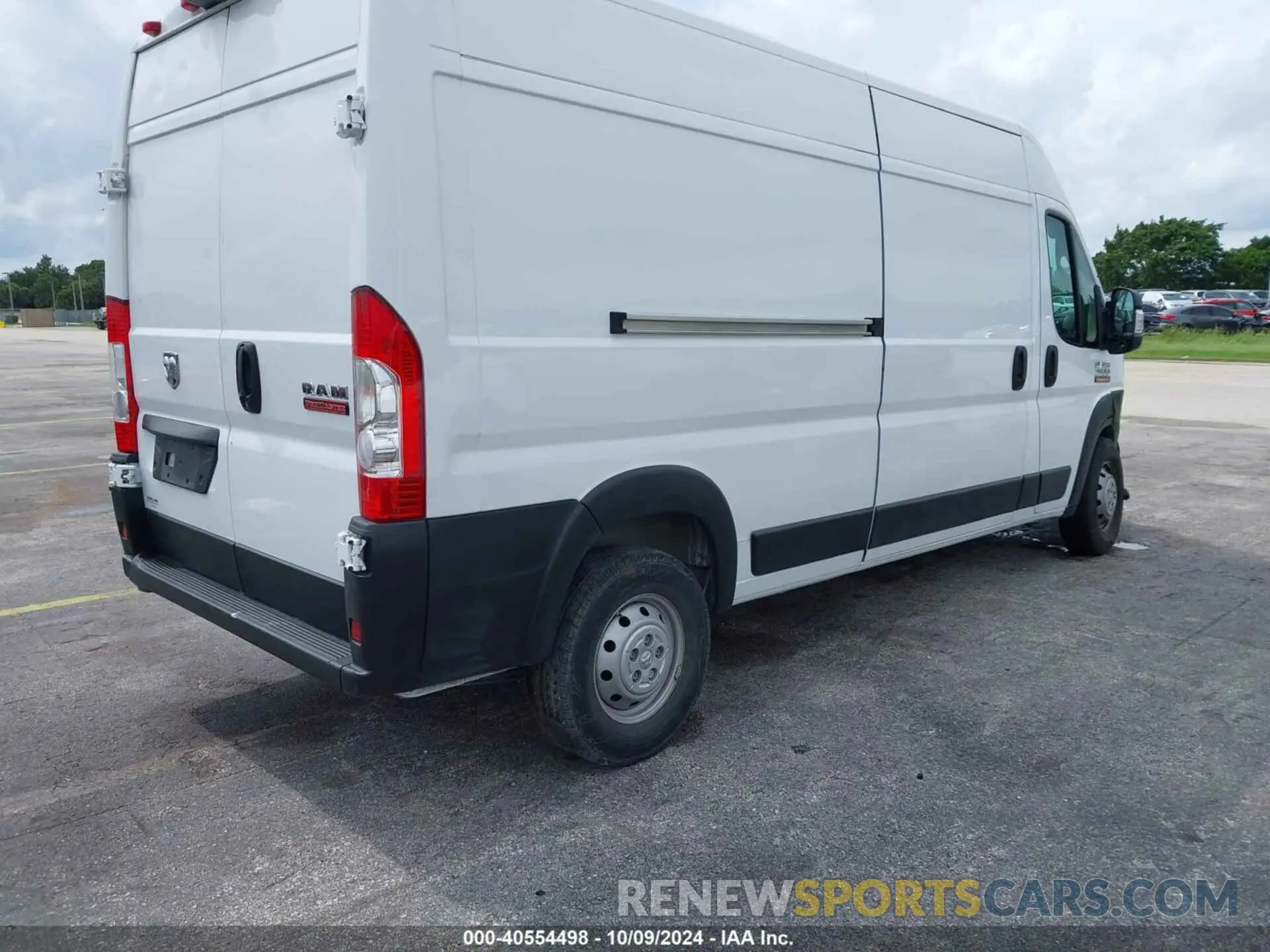 4 Photograph of a damaged car 3C6LRVDG4ME567808 RAM PROMASTER 2500 2021