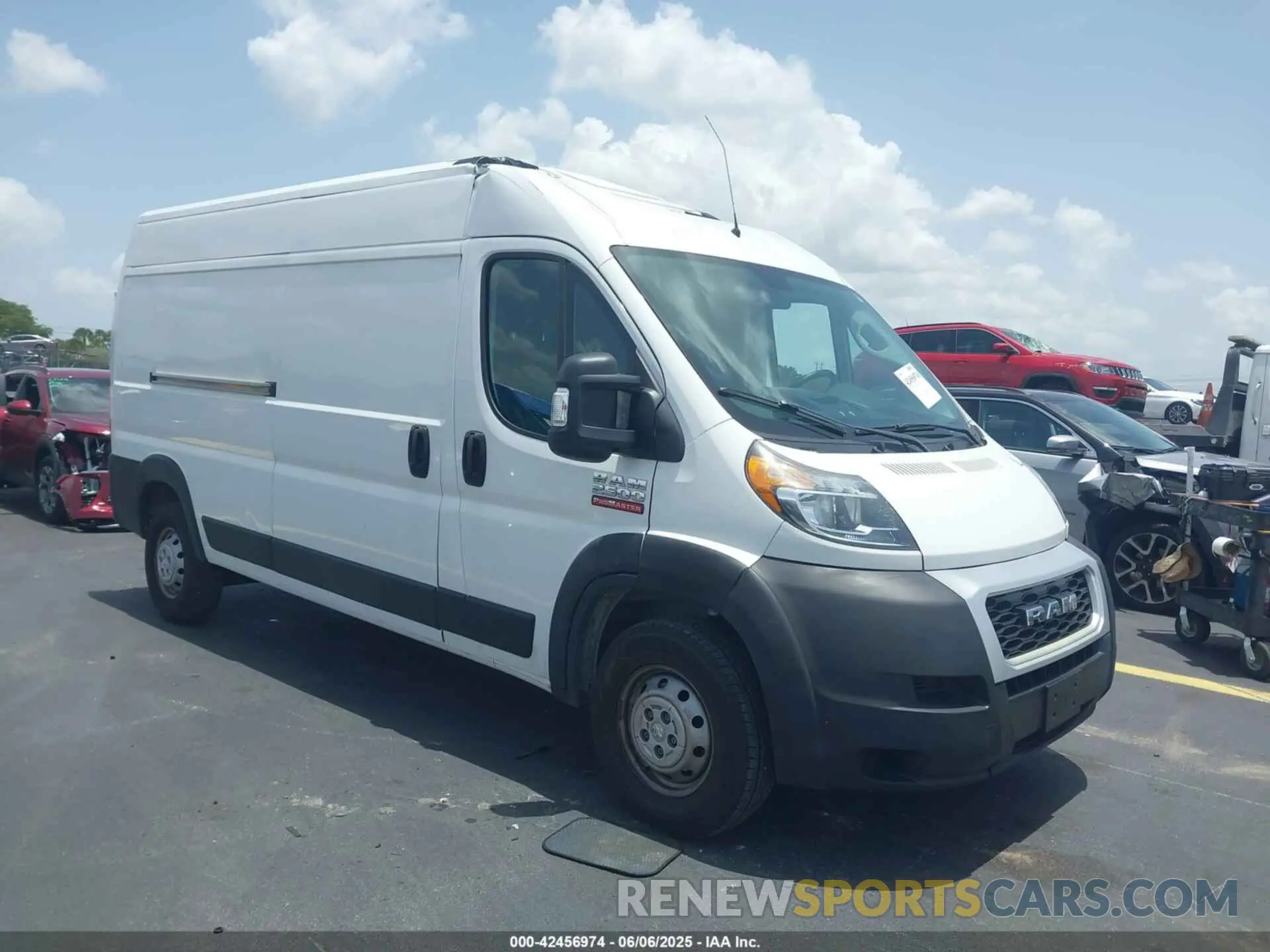 1 Photograph of a damaged car 3C6LRVDG5ME543811 RAM PROMASTER 2500 2021