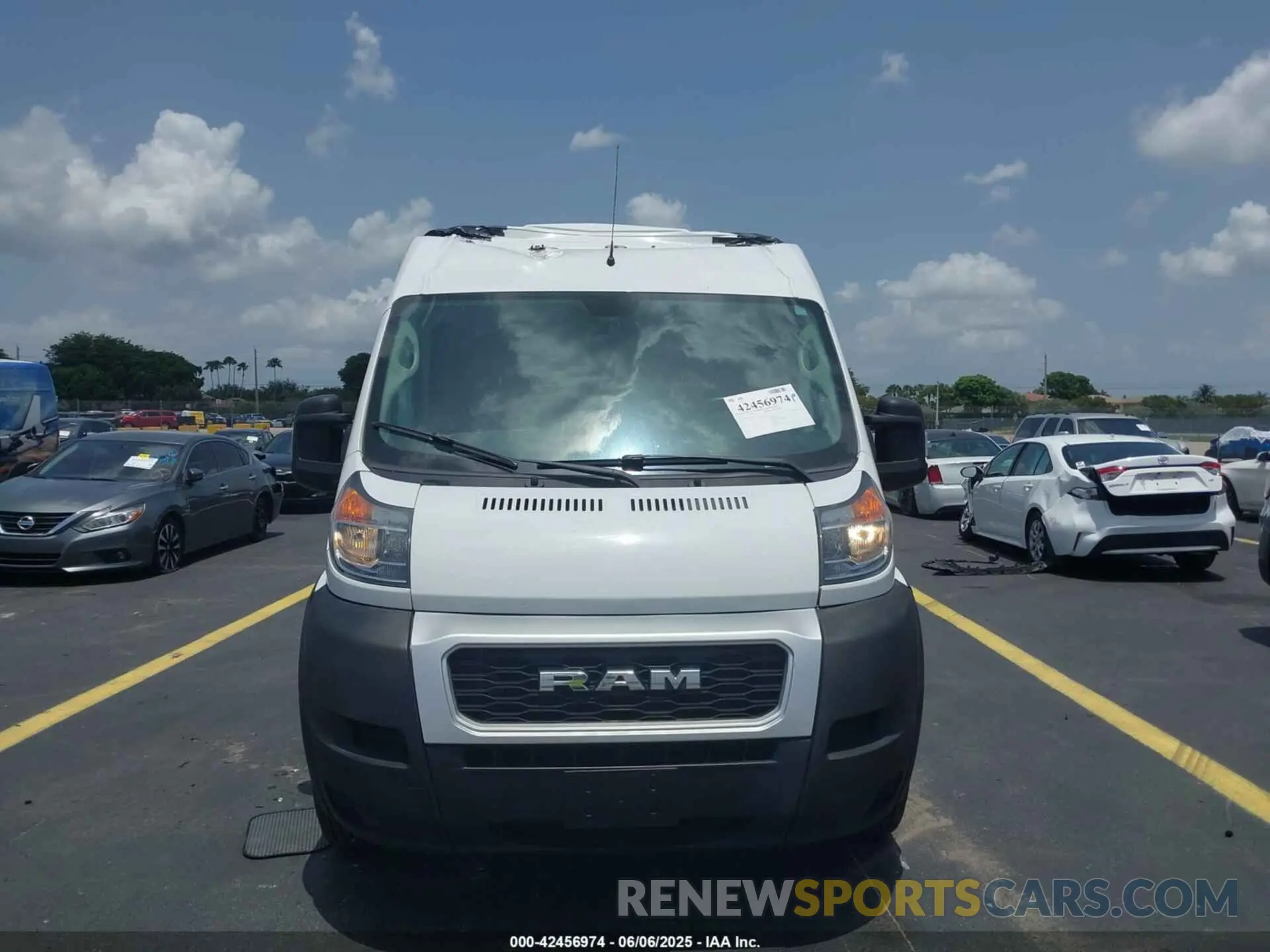 6 Photograph of a damaged car 3C6LRVDG5ME543811 RAM PROMASTER 2500 2021