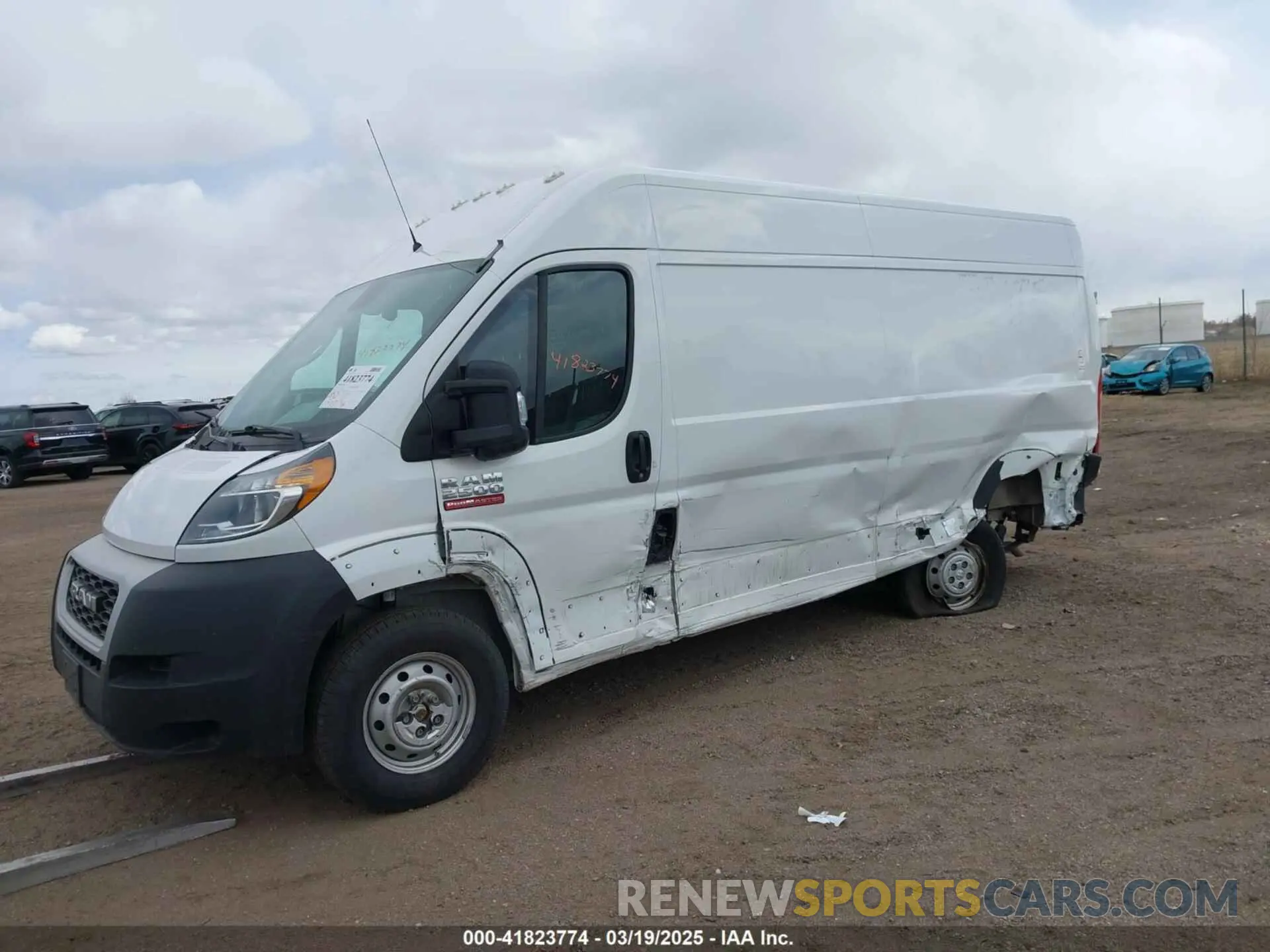 2 Photograph of a damaged car 3C6LRVDG6ME559029 RAM PROMASTER 2500 2021