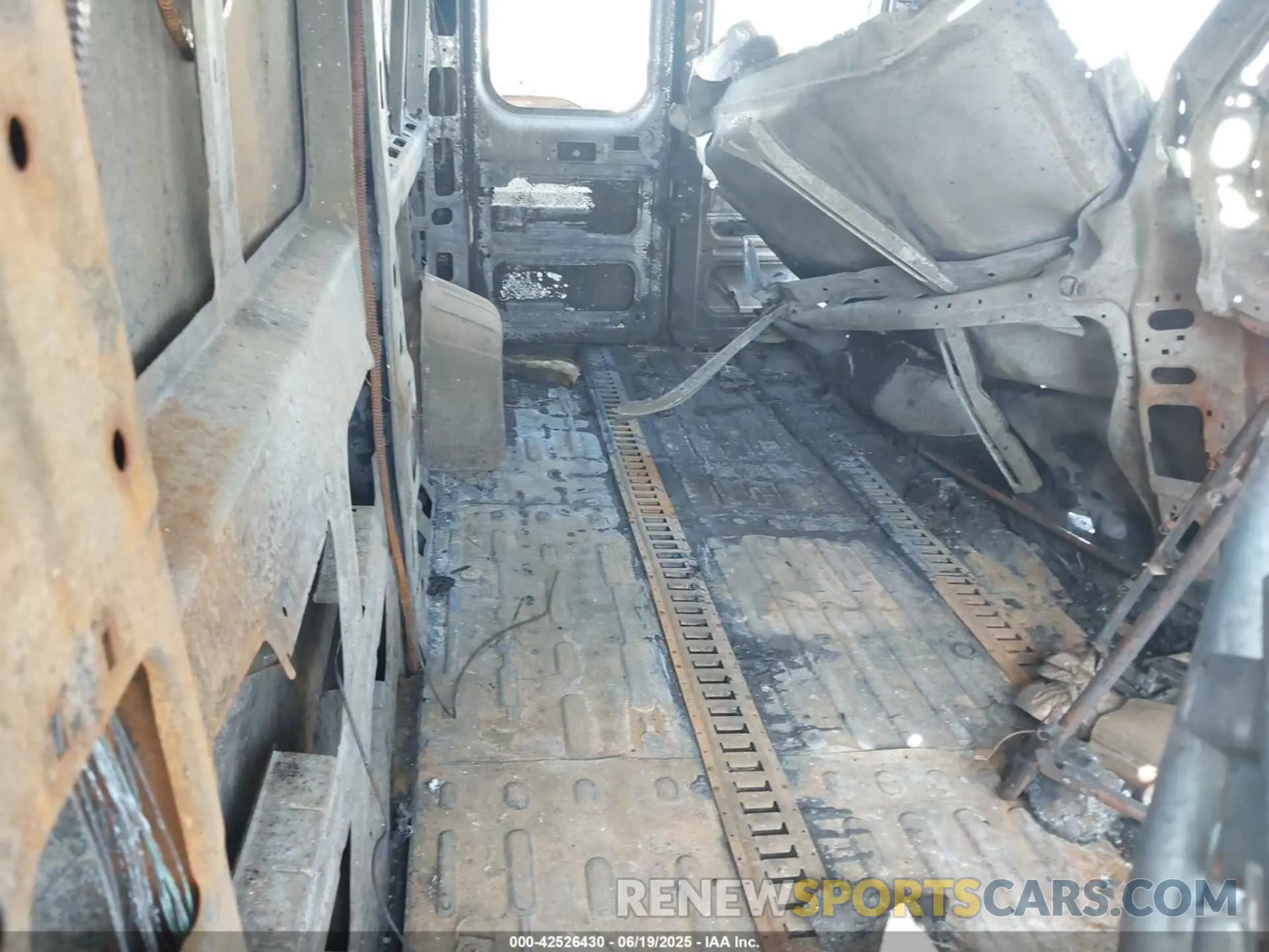 8 Photograph of a damaged car 3C6LRVDG8ME508177 RAM PROMASTER 2500 2021