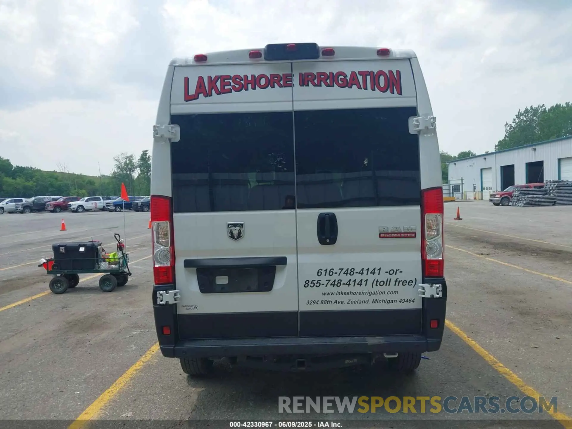 16 Photograph of a damaged car 3C6LRVDGXME521397 RAM PROMASTER 2500 2021