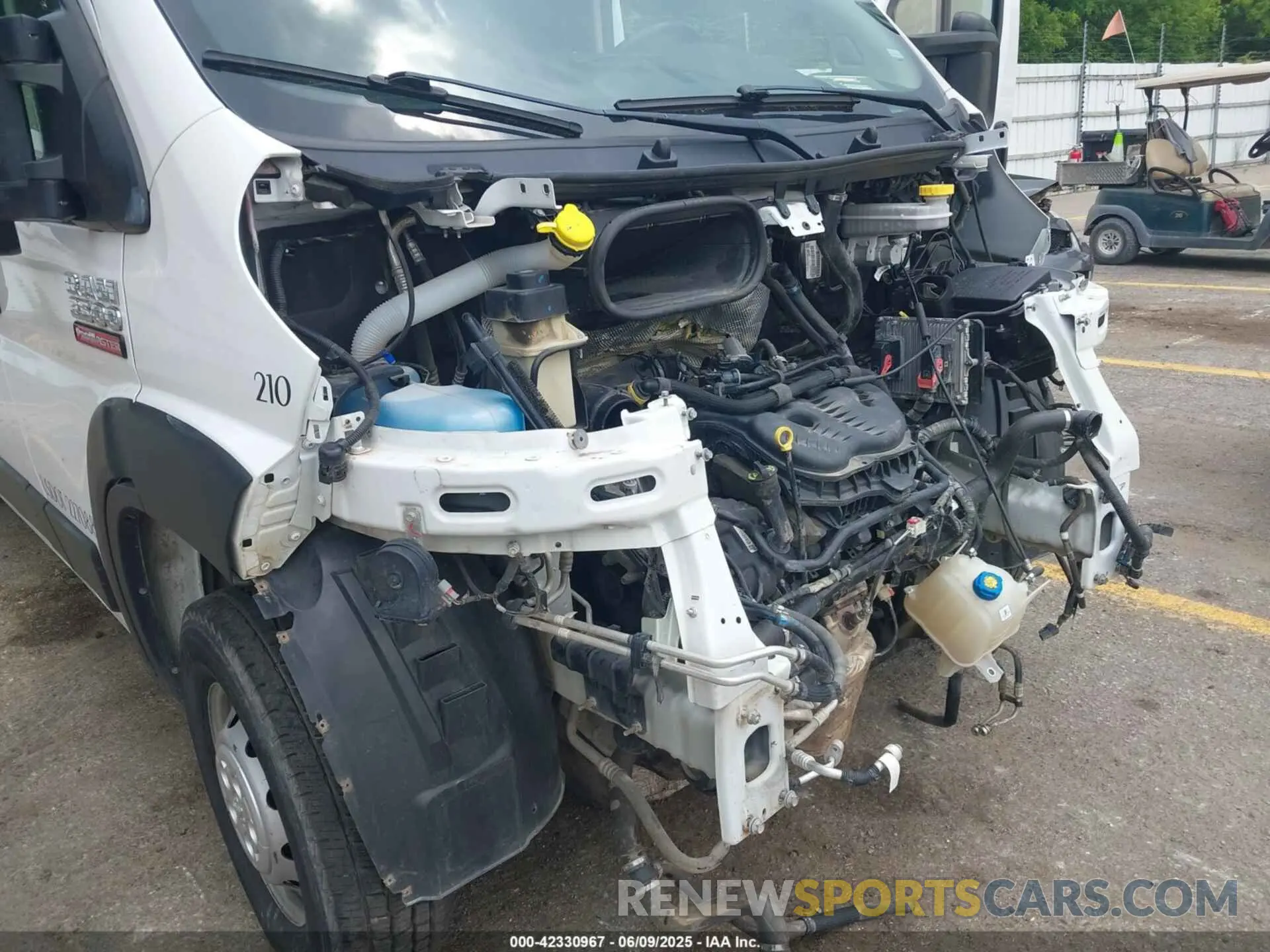18 Photograph of a damaged car 3C6LRVDGXME521397 RAM PROMASTER 2500 2021