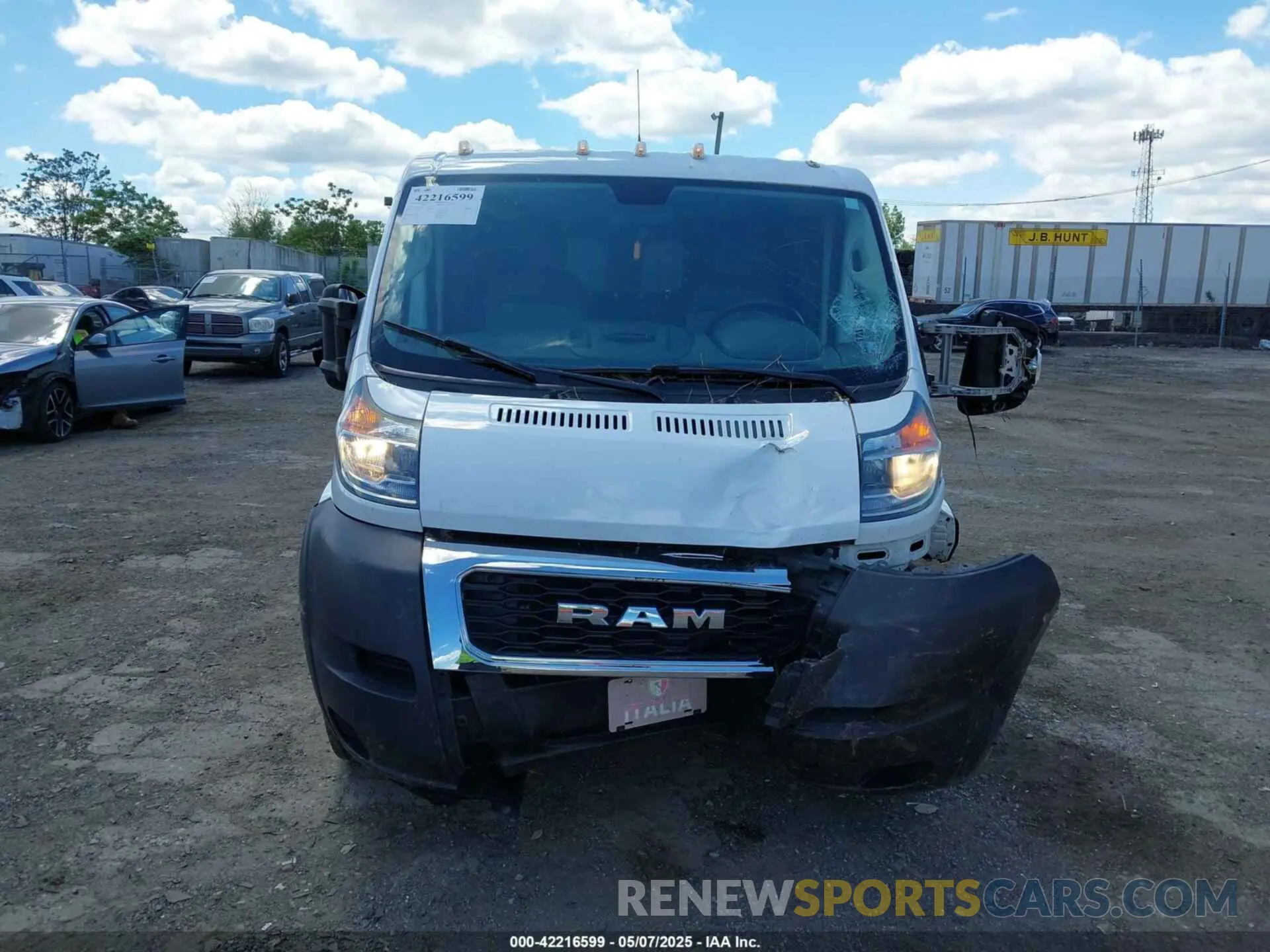 12 Photograph of a damaged car 3C6LRVVG4ME529686 RAM PROMASTER 2500 2021