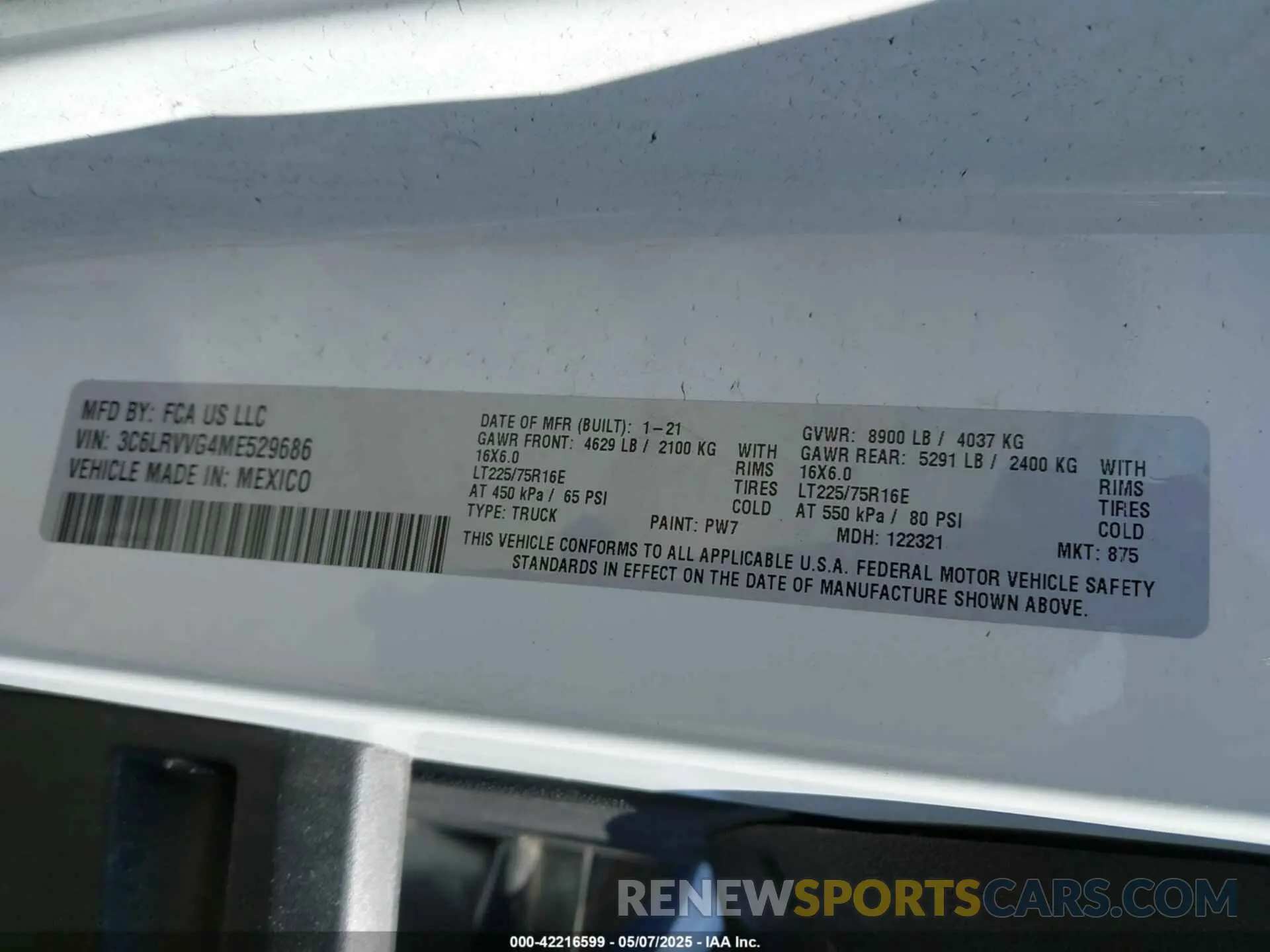 9 Photograph of a damaged car 3C6LRVVG4ME529686 RAM PROMASTER 2500 2021
