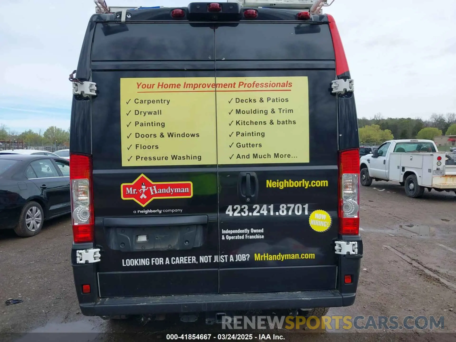 16 Photograph of a damaged car 3C6LRVDG0NE111435 RAM PROMASTER 2500 2022