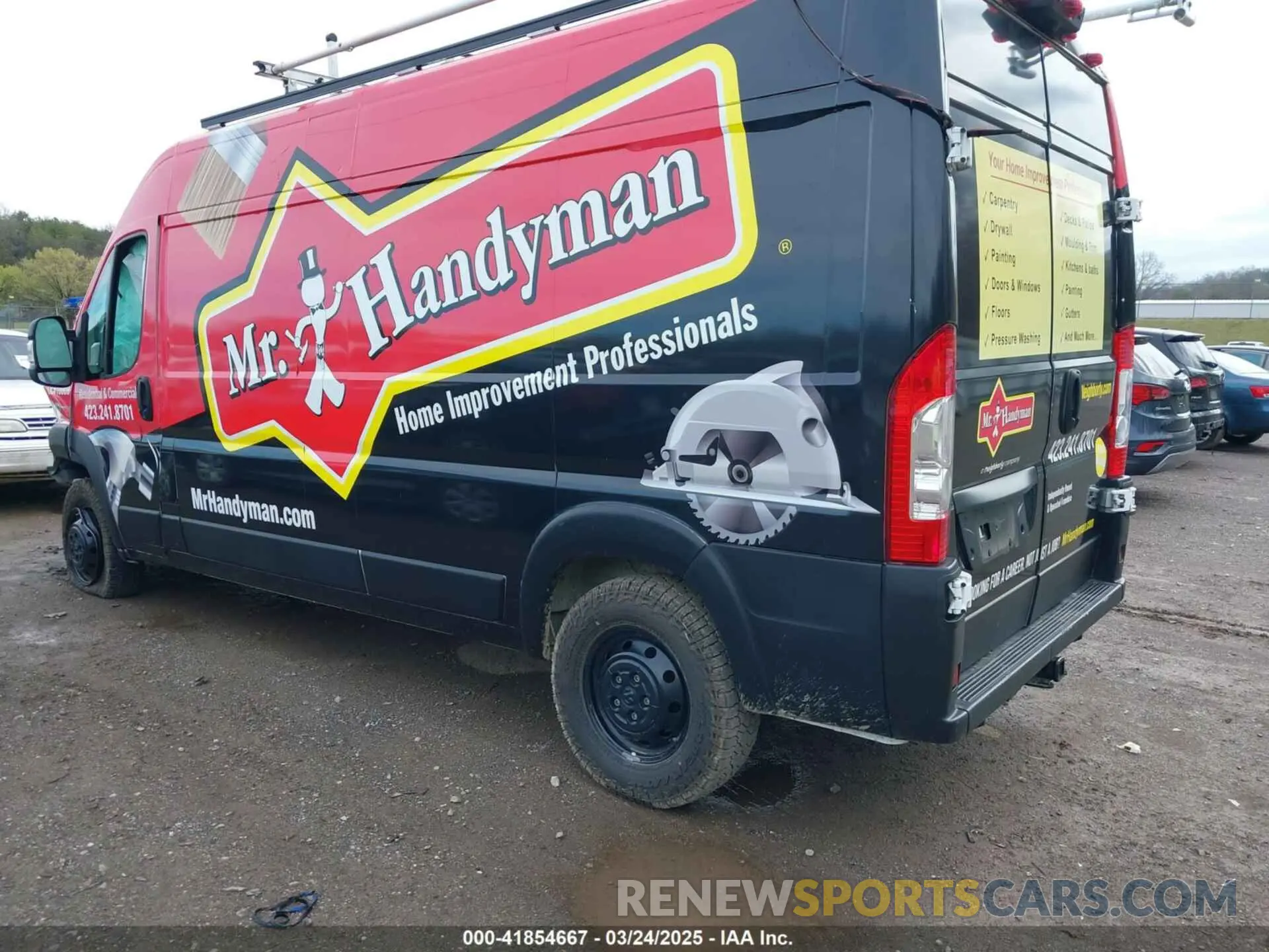 3 Photograph of a damaged car 3C6LRVDG0NE111435 RAM PROMASTER 2500 2022