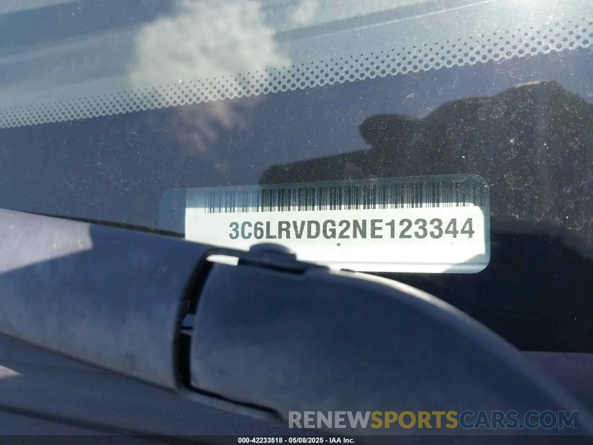 9 Photograph of a damaged car 3C6LRVDG2NE123344 RAM PROMASTER 2500 2022