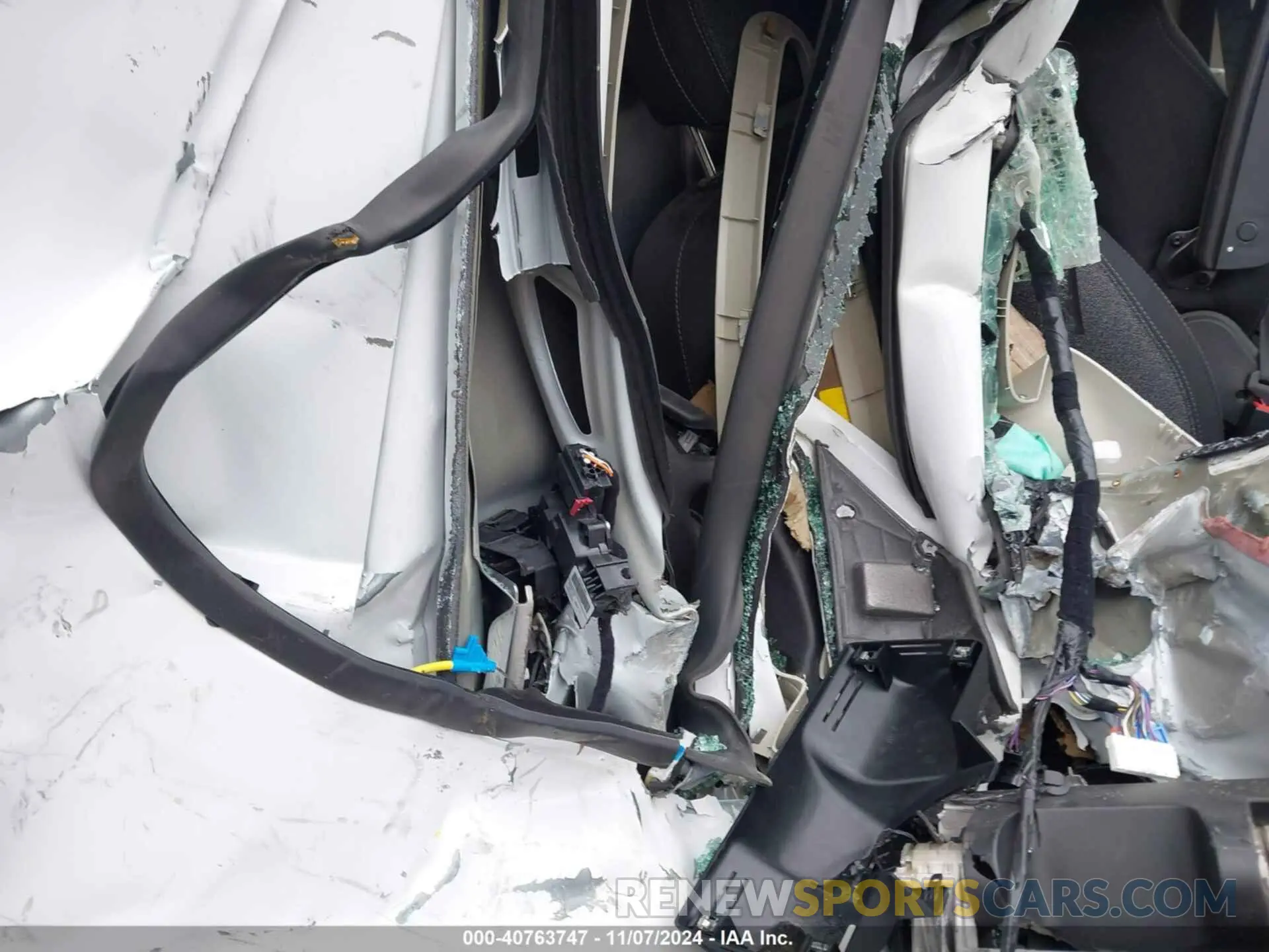 8 Photograph of a damaged car 3C6LRVDG3NE110280 RAM PROMASTER 2500 2022