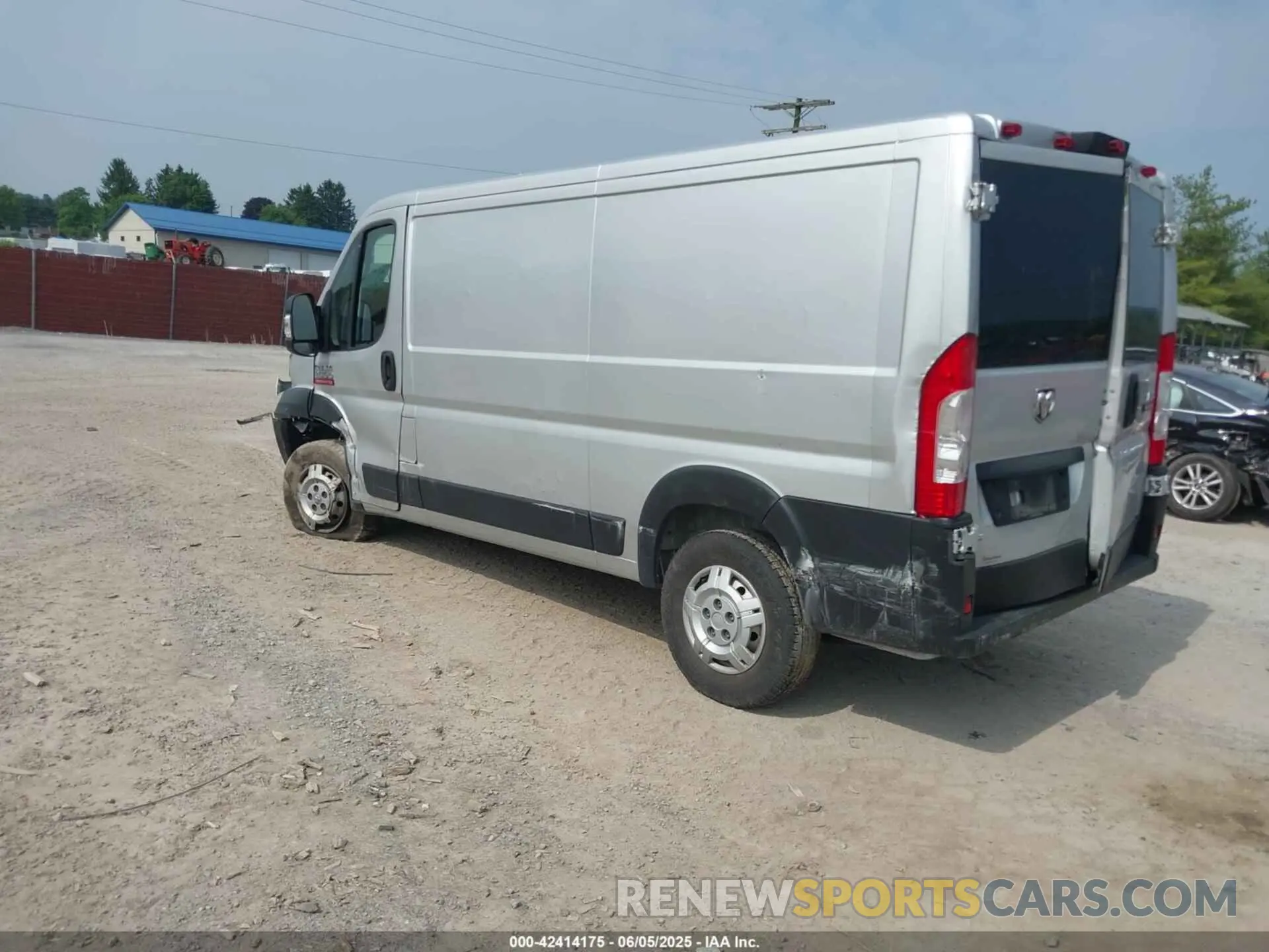 3 Photograph of a damaged car 3C6LRVVG3NE110178 RAM PROMASTER 2500 2022