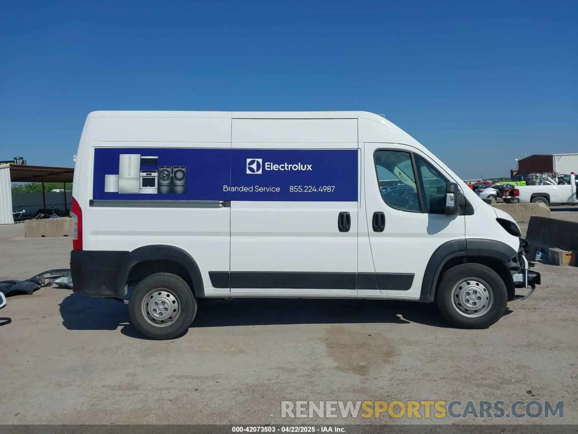 14 Photograph of a damaged car 3C6LRVCG3PE518637 RAM PROMASTER 2500 2023