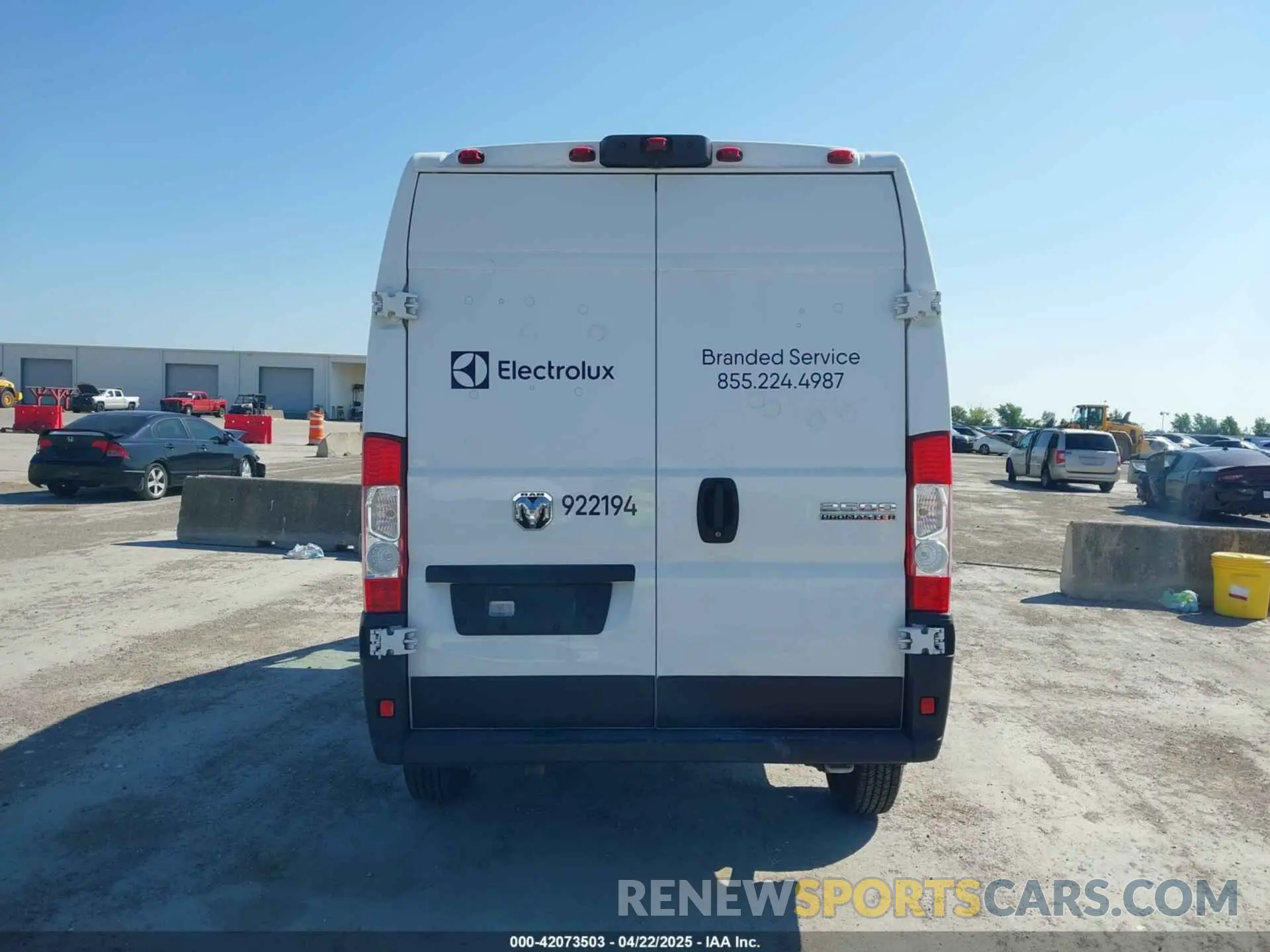 17 Photograph of a damaged car 3C6LRVCG3PE518637 RAM PROMASTER 2500 2023