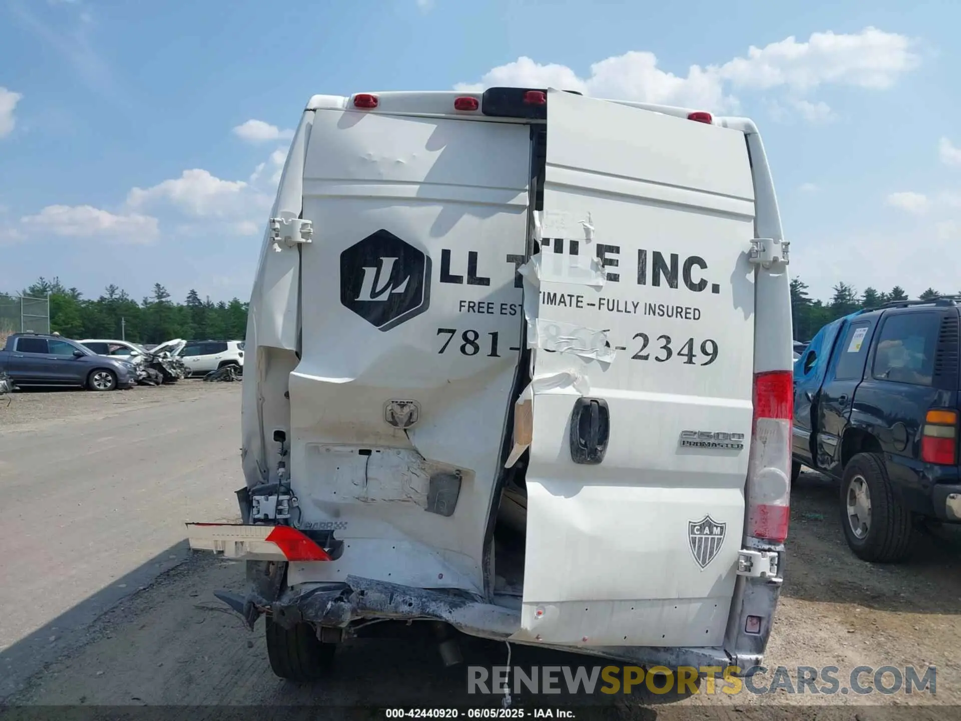 15 Photograph of a damaged car 3C6LRVCG9PE552016 RAM PROMASTER 2500 2023