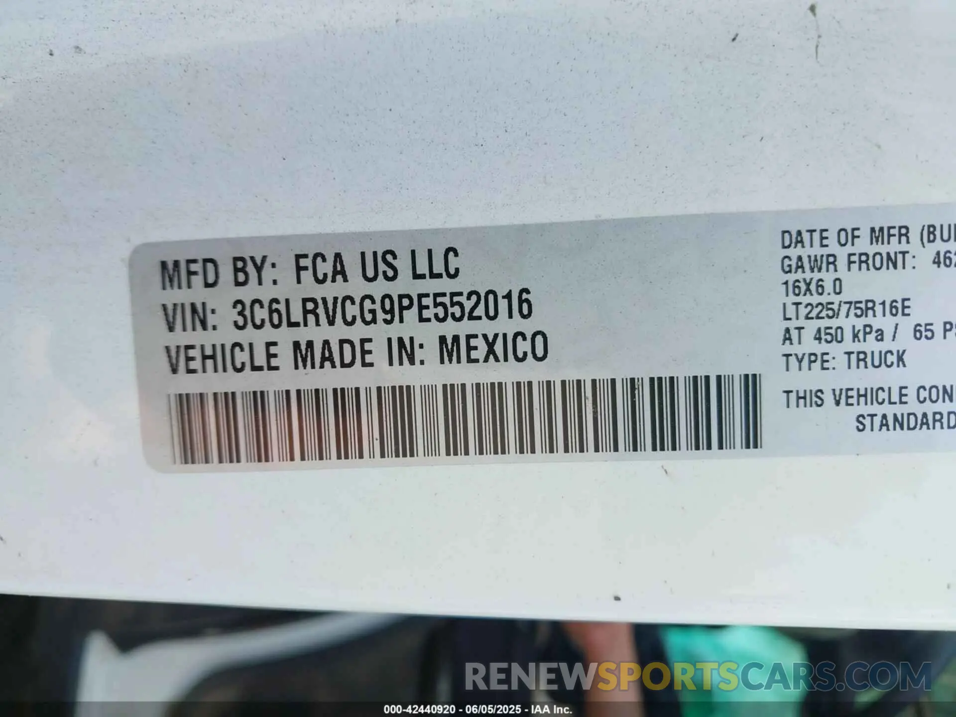 9 Photograph of a damaged car 3C6LRVCG9PE552016 RAM PROMASTER 2500 2023