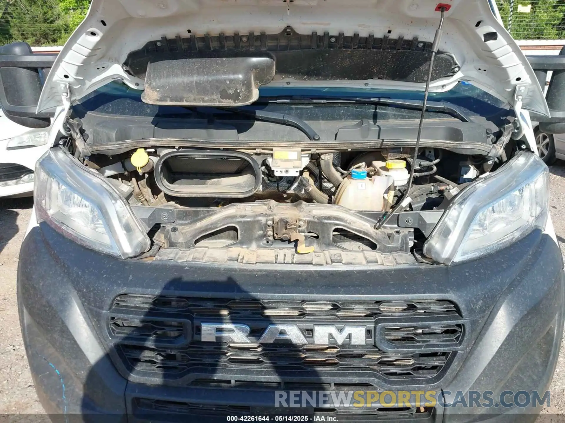 10 Photograph of a damaged car 3C6LRVDG0PE563680 RAM PROMASTER 2500 2023