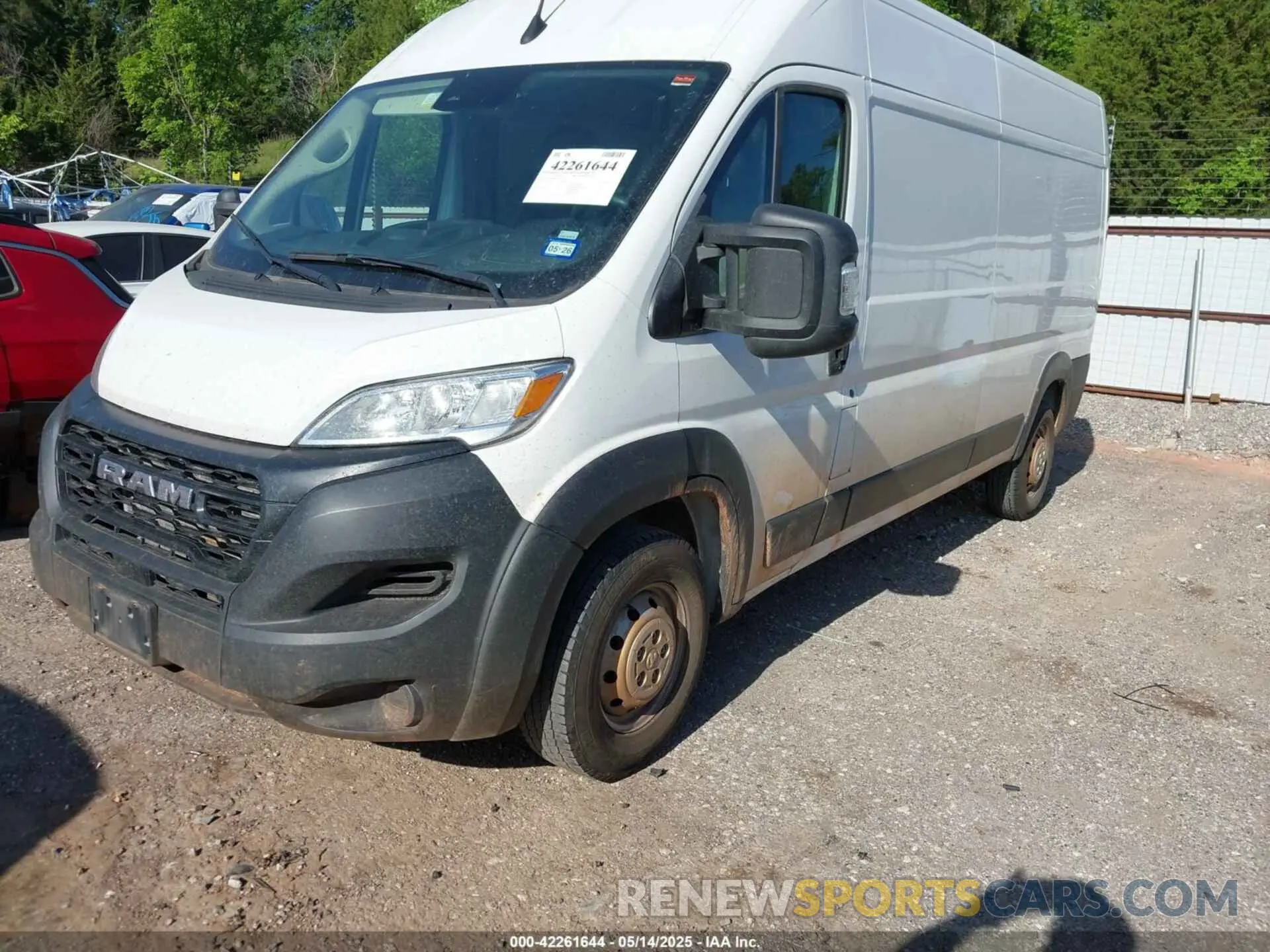 2 Photograph of a damaged car 3C6LRVDG0PE563680 RAM PROMASTER 2500 2023