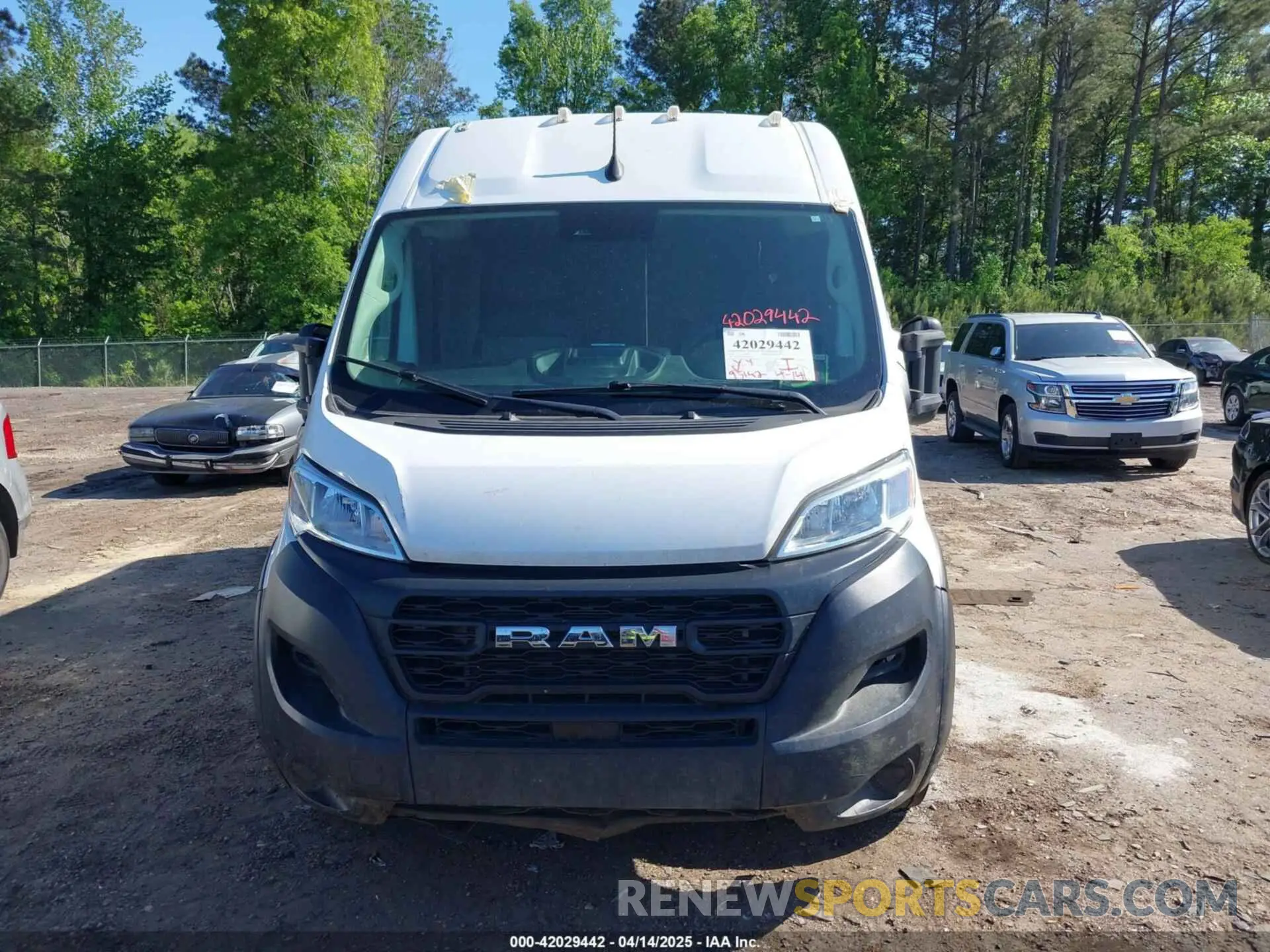 12 Photograph of a damaged car 3C6LRVDG1PE583873 RAM PROMASTER 2500 2023