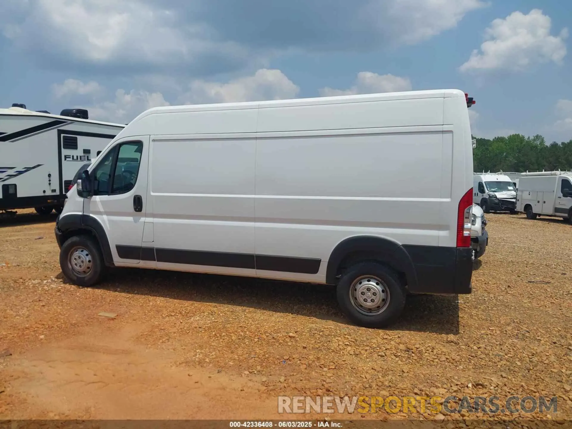 14 Photograph of a damaged car 3C6LRVDG2PE529644 RAM PROMASTER 2500 2023