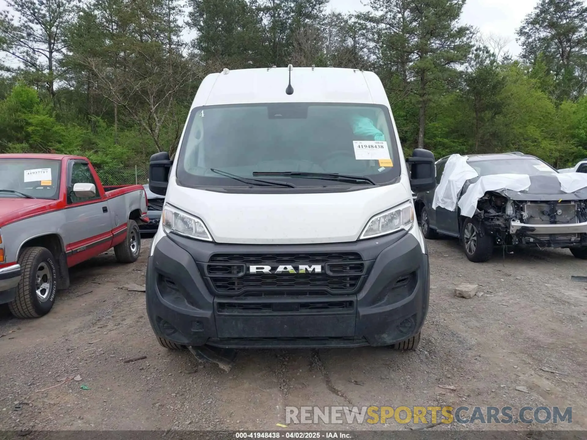 12 Photograph of a damaged car 3C6LRVDG2PE596292 RAM PROMASTER 2500 2023