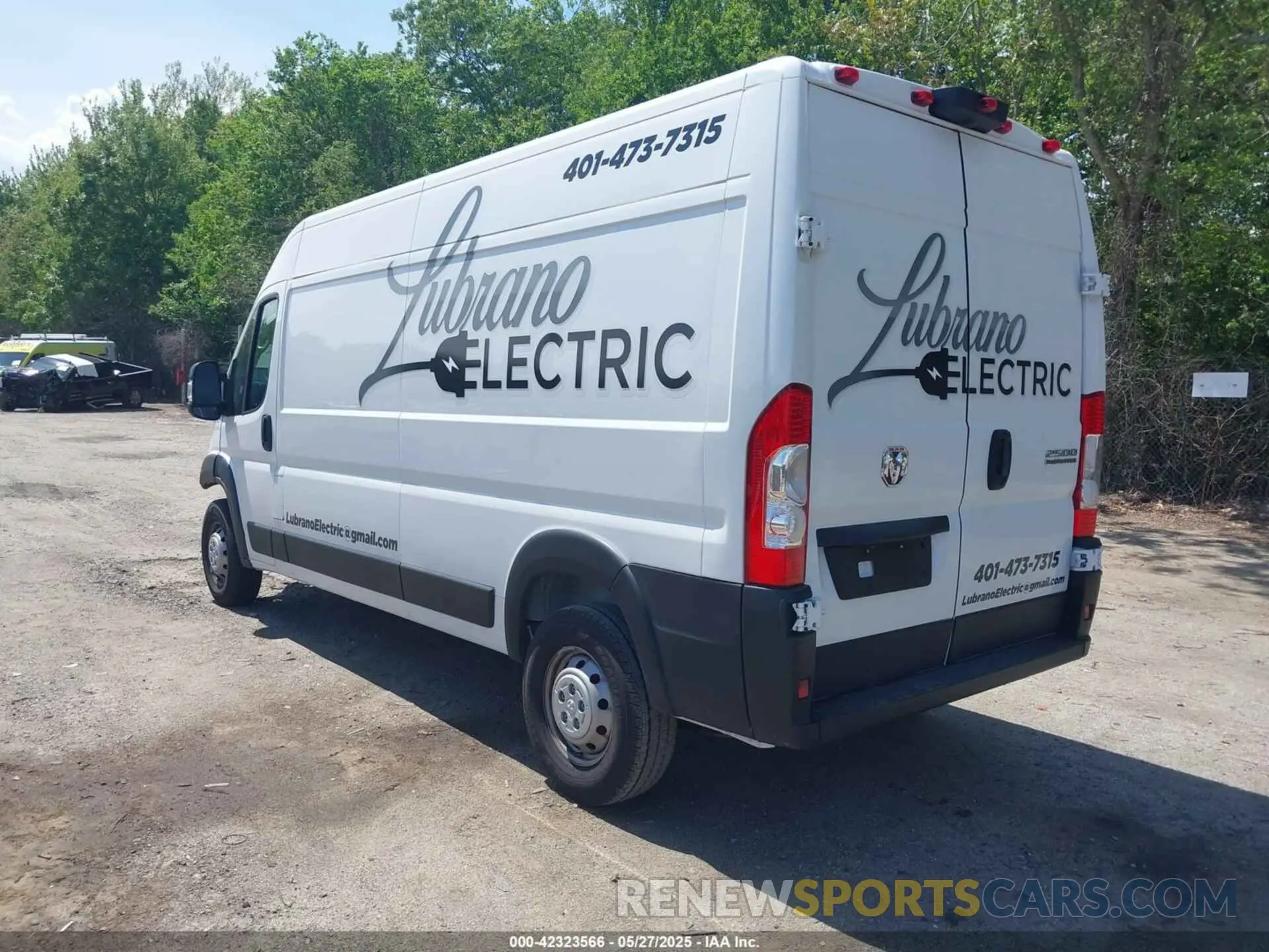 3 Photograph of a damaged car 3C6LRVDG3PE578870 RAM PROMASTER 2500 2023
