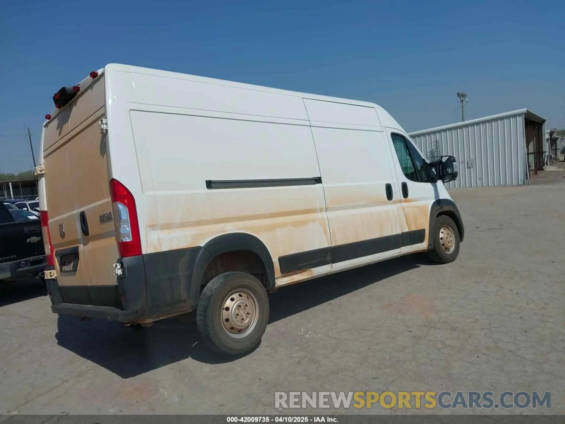 4 Photograph of a damaged car 3C6LRVDG3PE582496 RAM PROMASTER 2500 2023