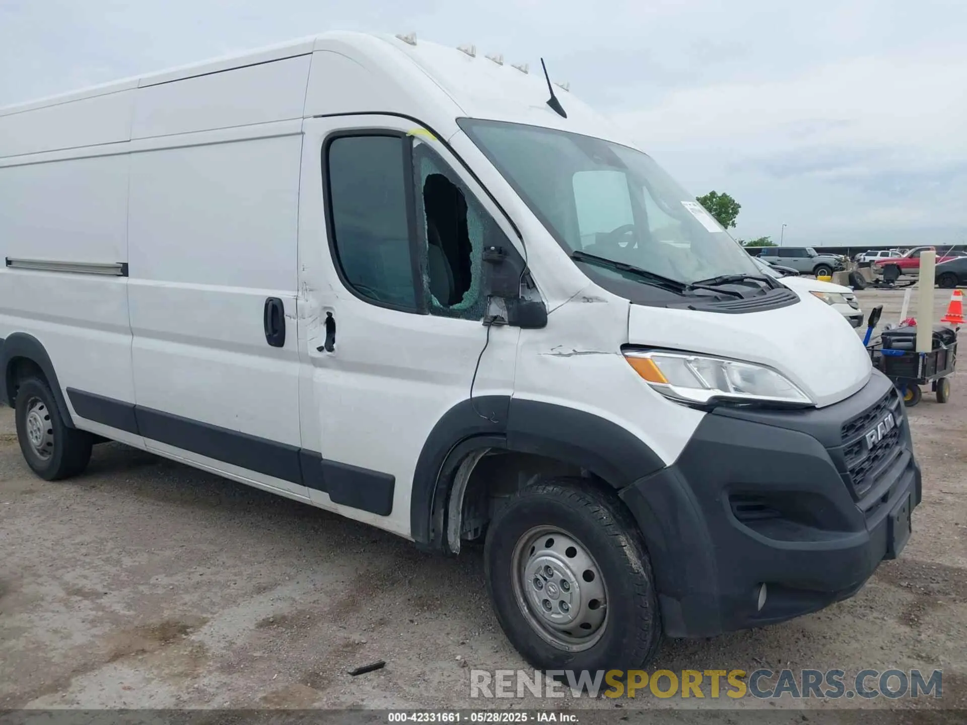 6 Photograph of a damaged car 3C6LRVDG3PE603945 RAM PROMASTER 2500 2023