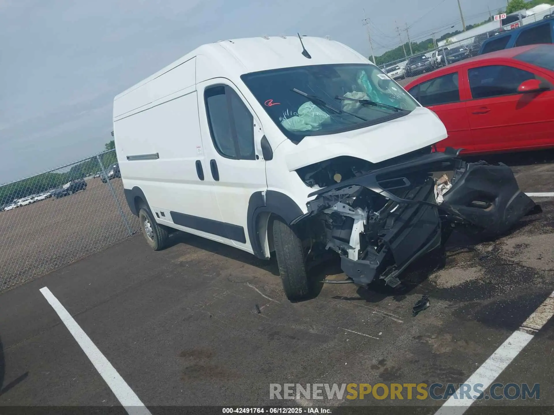 1 Photograph of a damaged car 3C6LRVDG4PE509928 RAM PROMASTER 2500 2023
