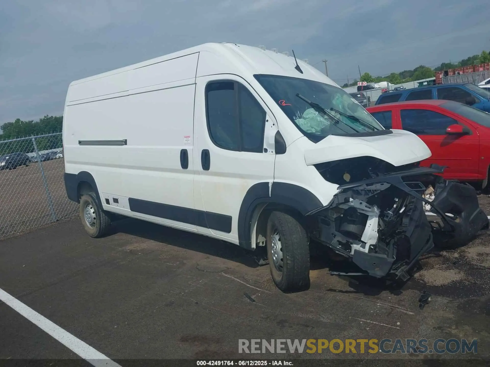 13 Photograph of a damaged car 3C6LRVDG4PE509928 RAM PROMASTER 2500 2023