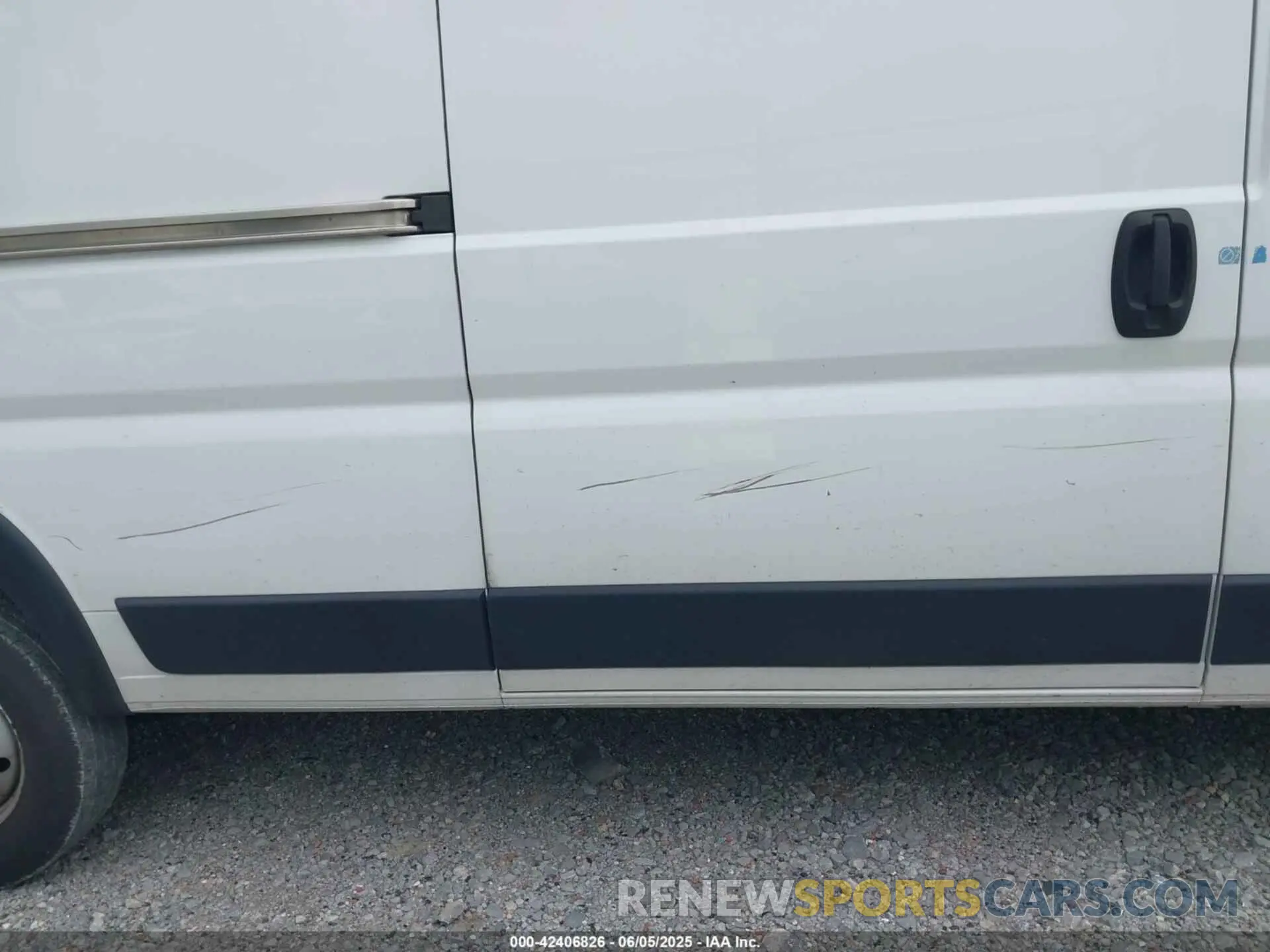 17 Photograph of a damaged car 3C6LRVDG4PE541519 RAM PROMASTER 2500 2023