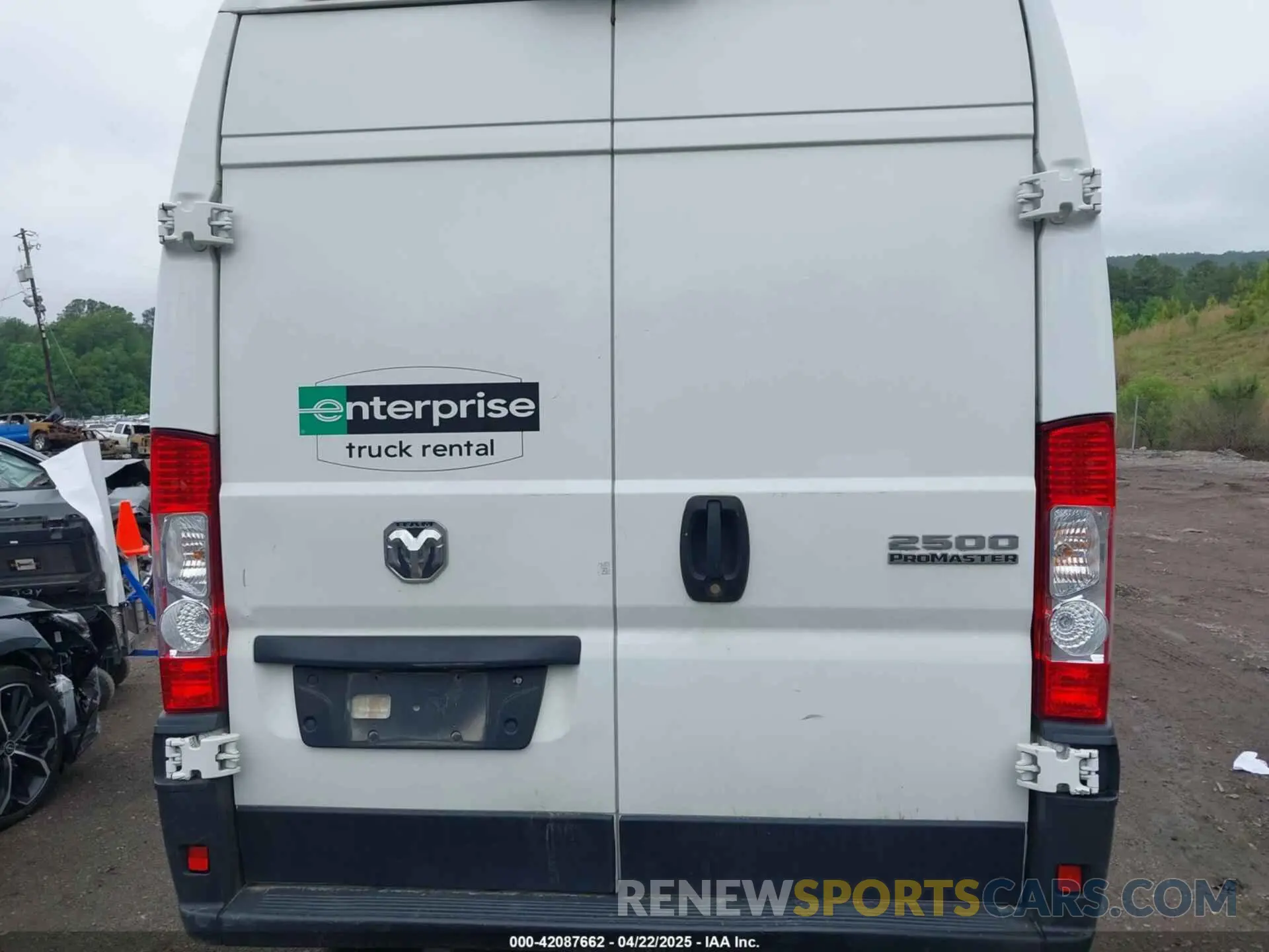 16 Photograph of a damaged car 3C6LRVDG5PE535261 RAM PROMASTER 2500 2023