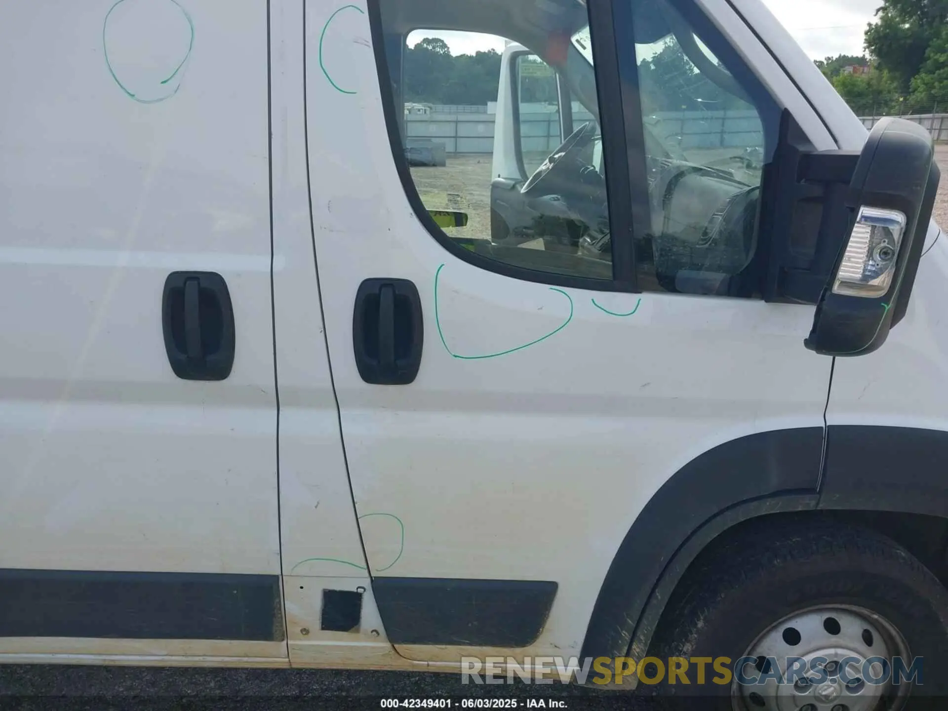 22 Photograph of a damaged car 3C6LRVDG5PE585562 RAM PROMASTER 2500 2023