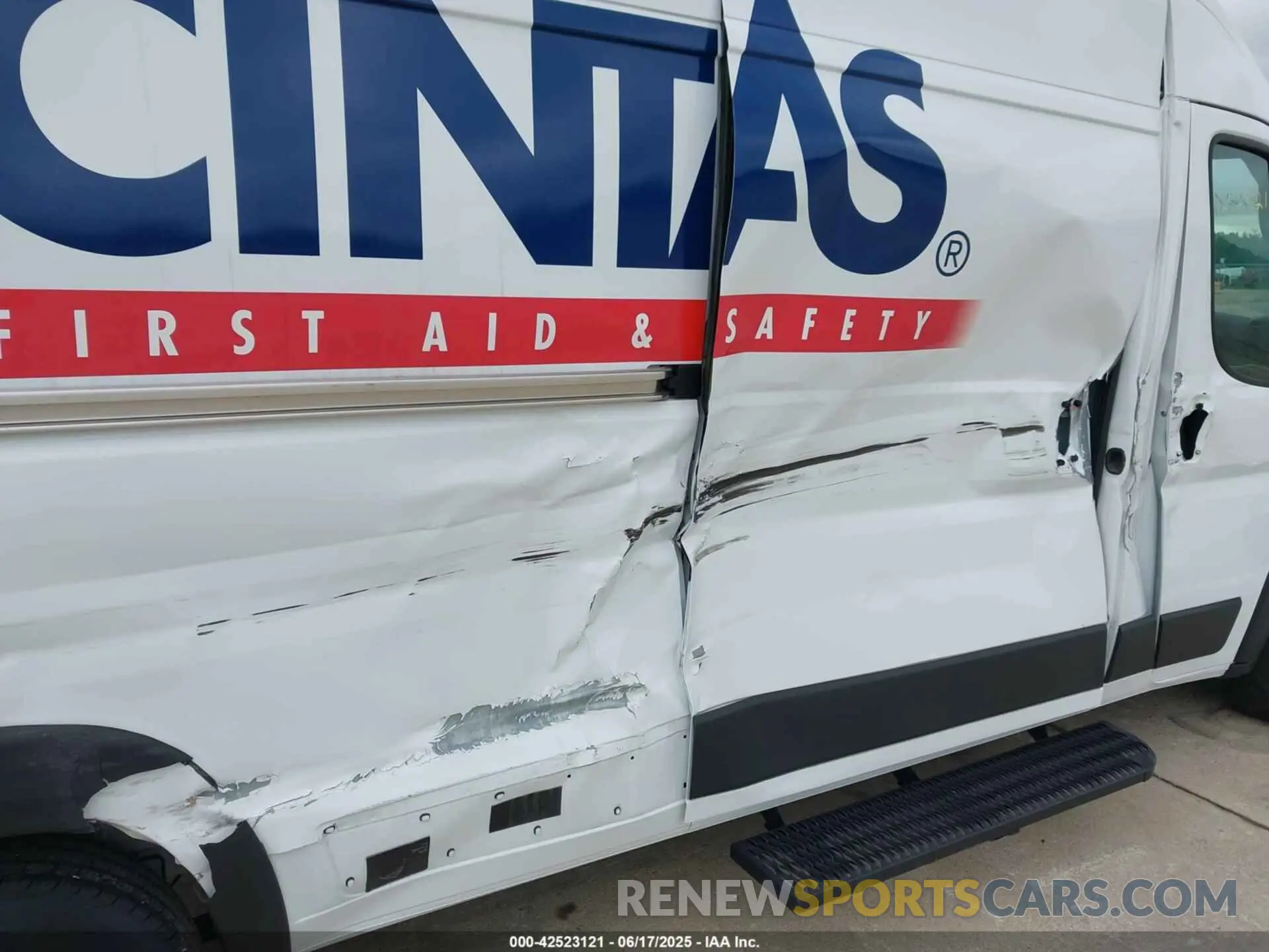 6 Photograph of a damaged car 3C6LRVDG7PE564213 RAM PROMASTER 2500 2023