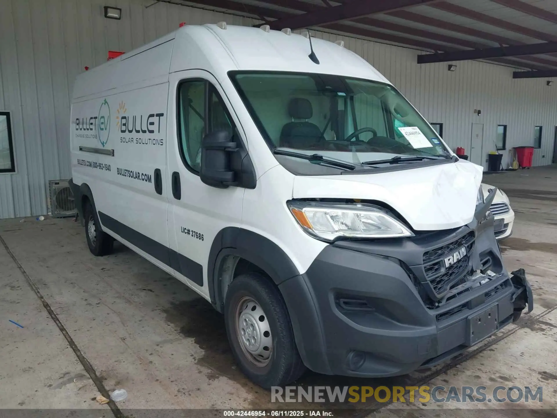 1 Photograph of a damaged car 3C6LRVDG8PE502254 RAM PROMASTER 2500 2023