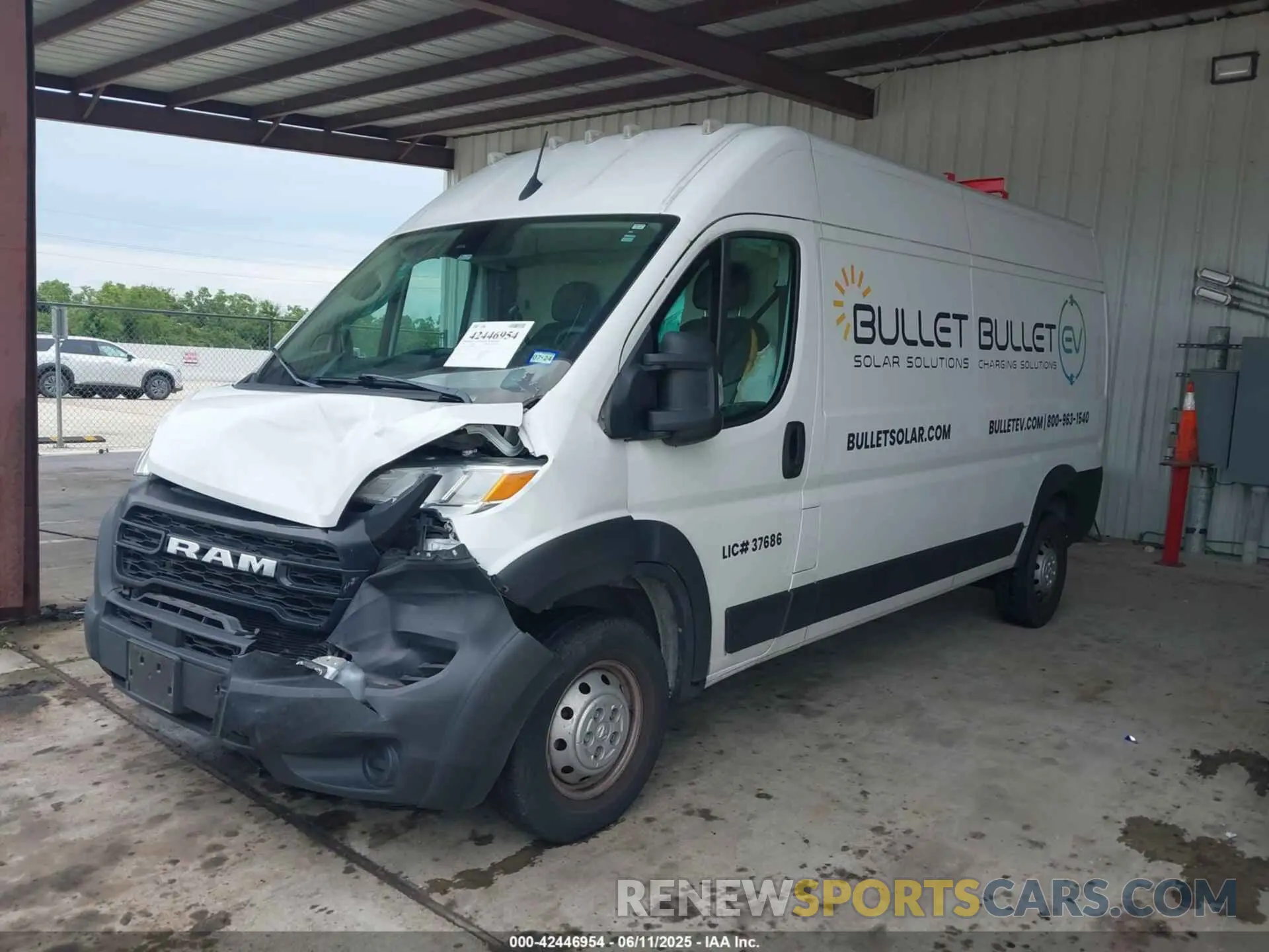2 Photograph of a damaged car 3C6LRVDG8PE502254 RAM PROMASTER 2500 2023